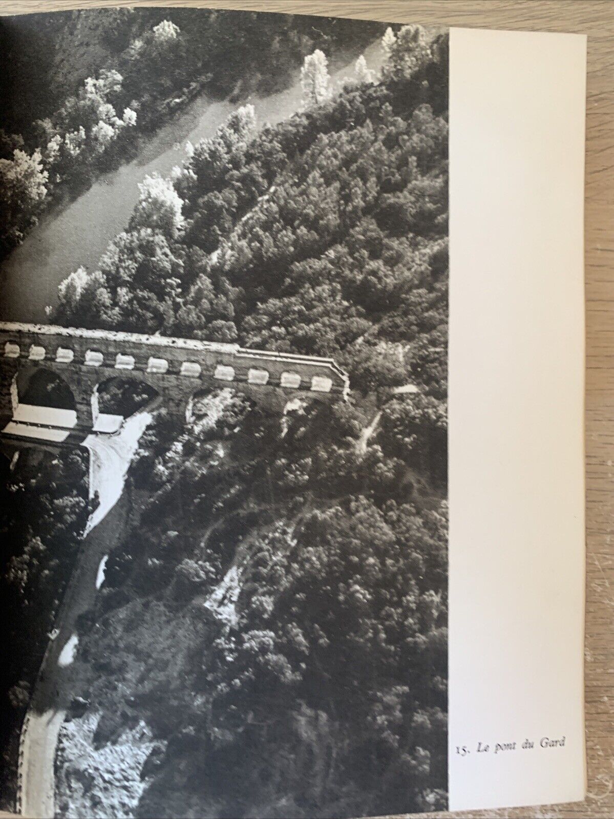 Art de Provence  - André Villard. Arthaud 1963