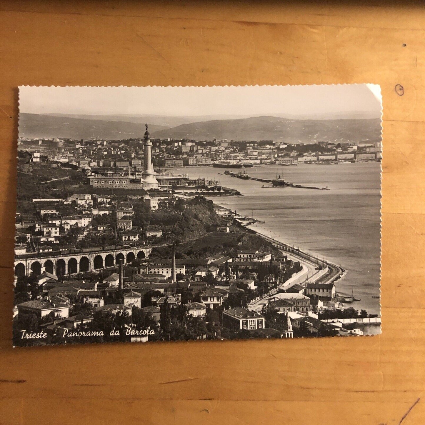 Cartolina TRIESTE - PANORAMA DEL BARCOLA, non viaggiata