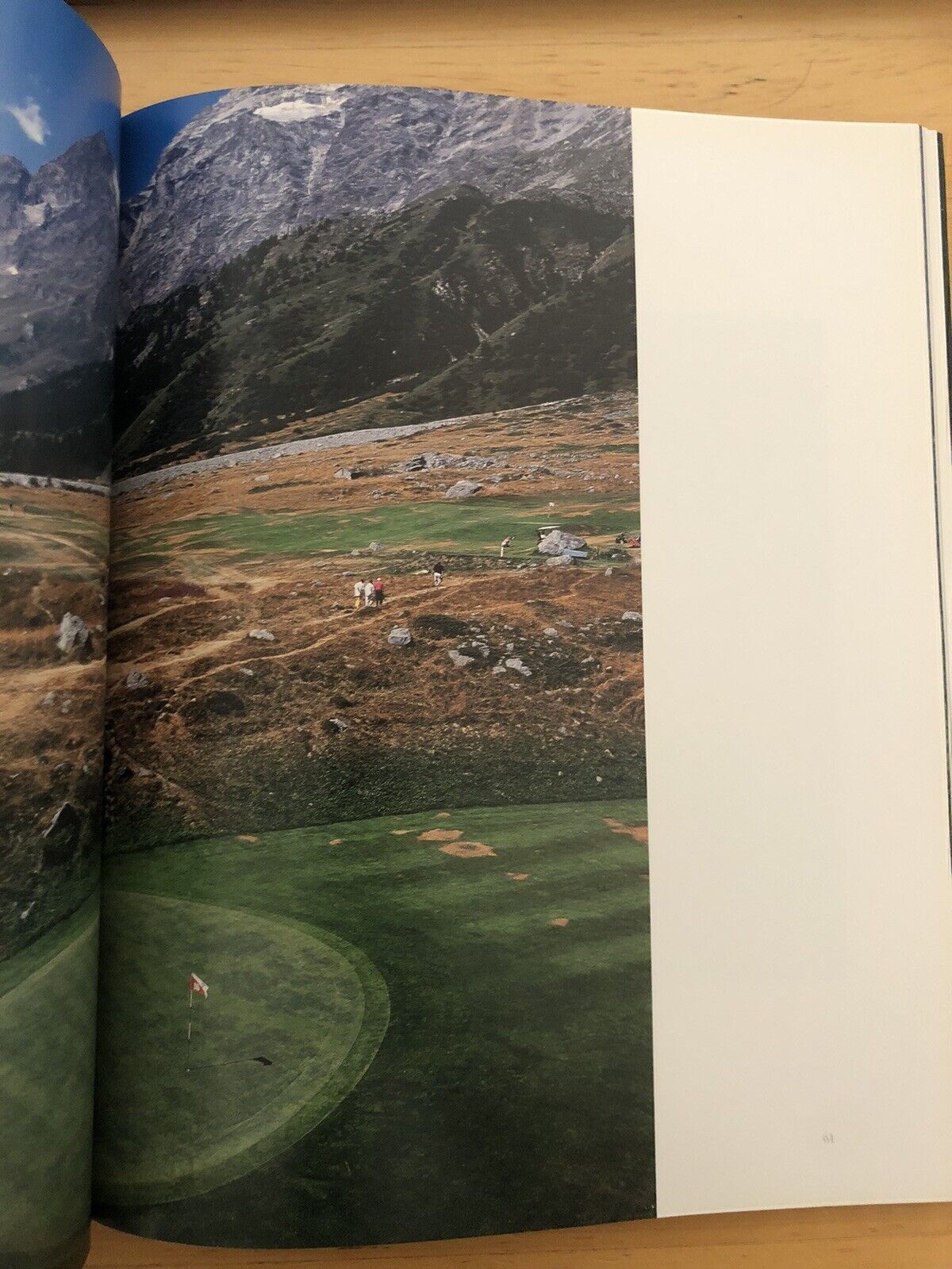 GOLF IN VALLE D'AOSTA - FRANCISCO DE SOUZA, MUSUMECI EDITORE 2003