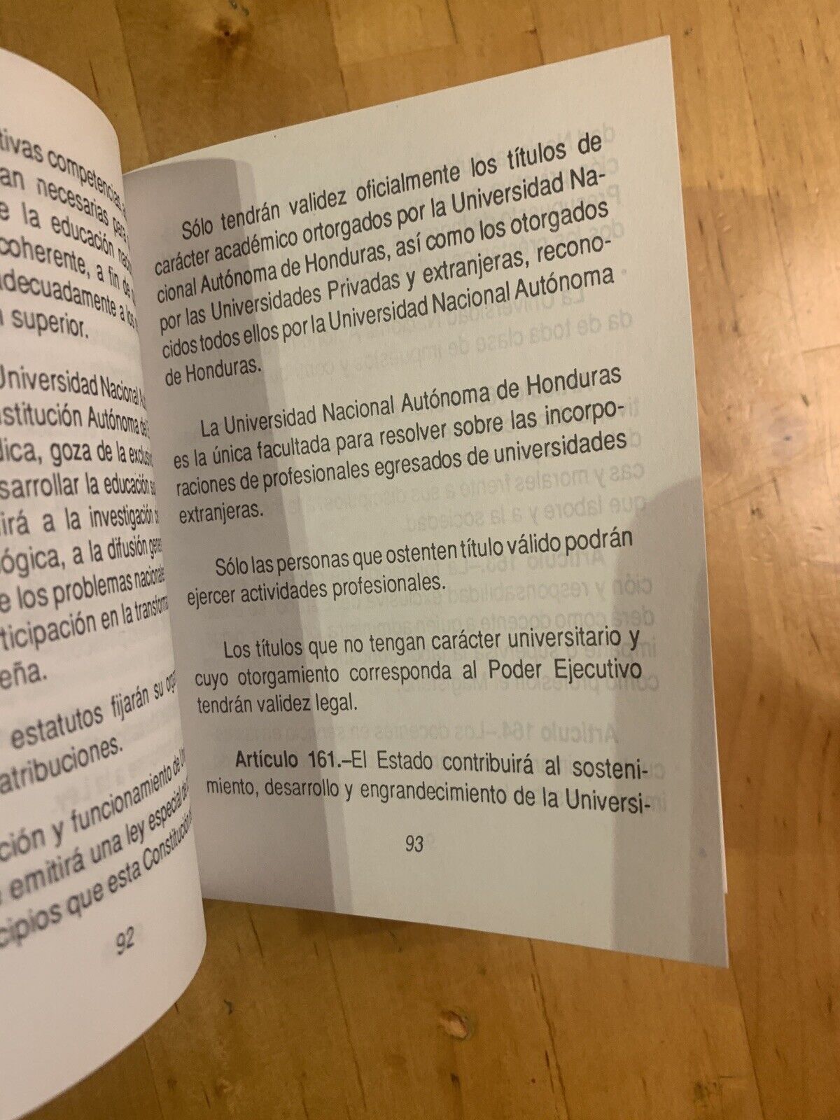 Honduras . .constituciòn de de la Repùblica de Honduras. Guayamuras 1993