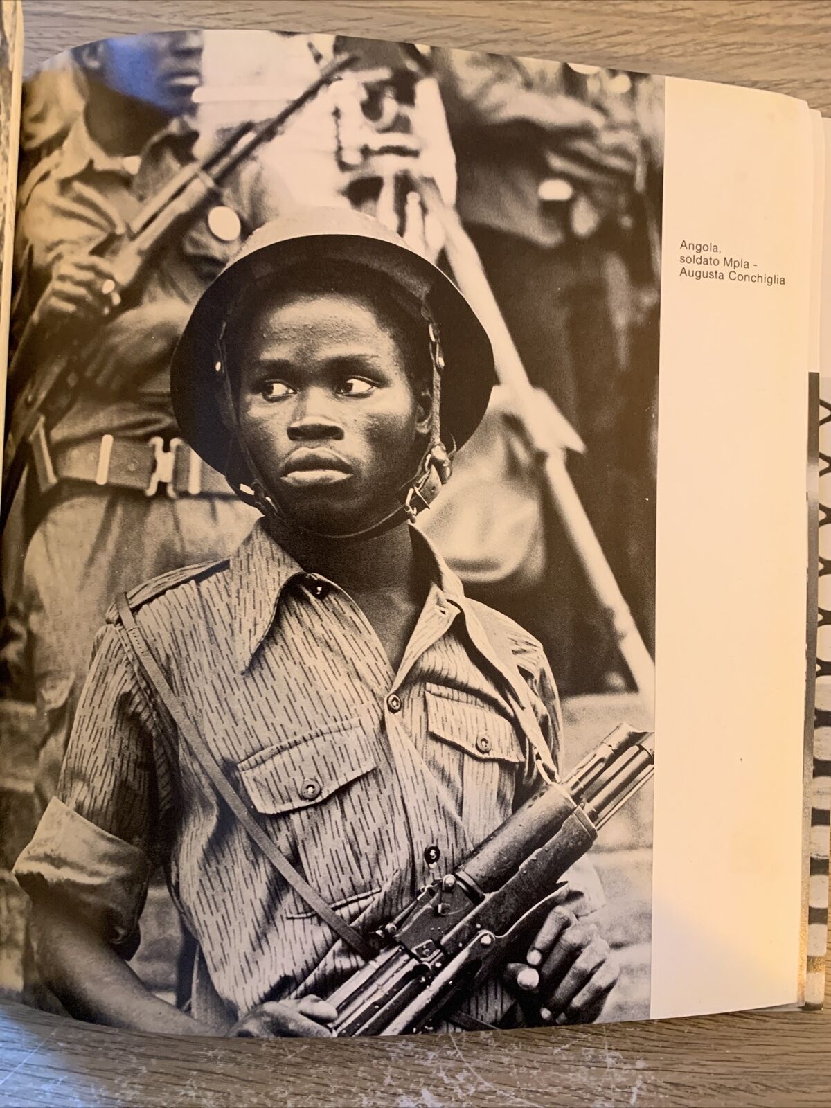 A SUD DEL SAHARA fotoreporters italiani nell'Africa nera 1969 1979