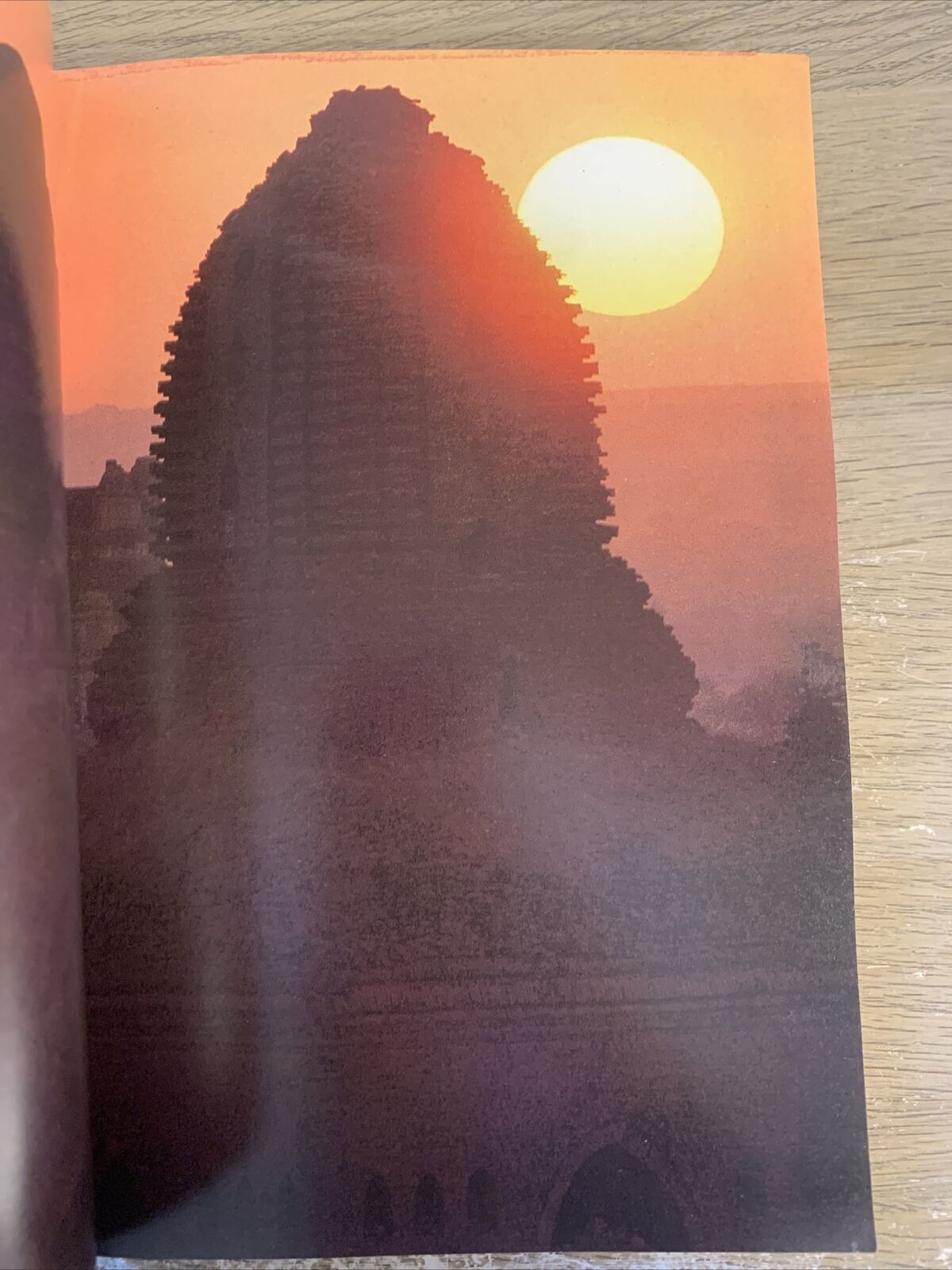 BURMA - INSIGHT GUIDES 1981