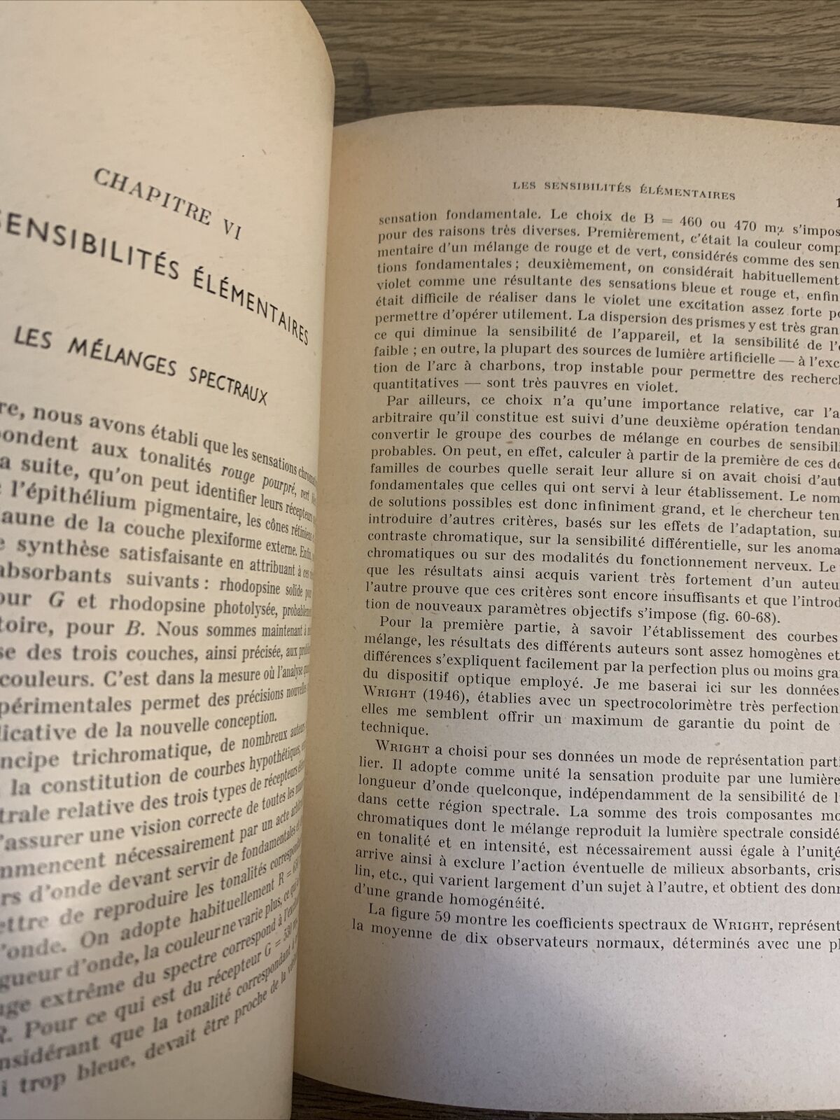 LE MÉCANISME DE LA VISION DES COULEURS. J. SÉGAL. physiologie pathologie 1953