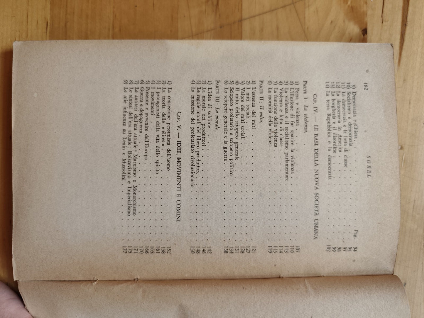 Sorel a cura di Giovanni Spadolini. L'Arco Firenze - biblioteca politica 1947