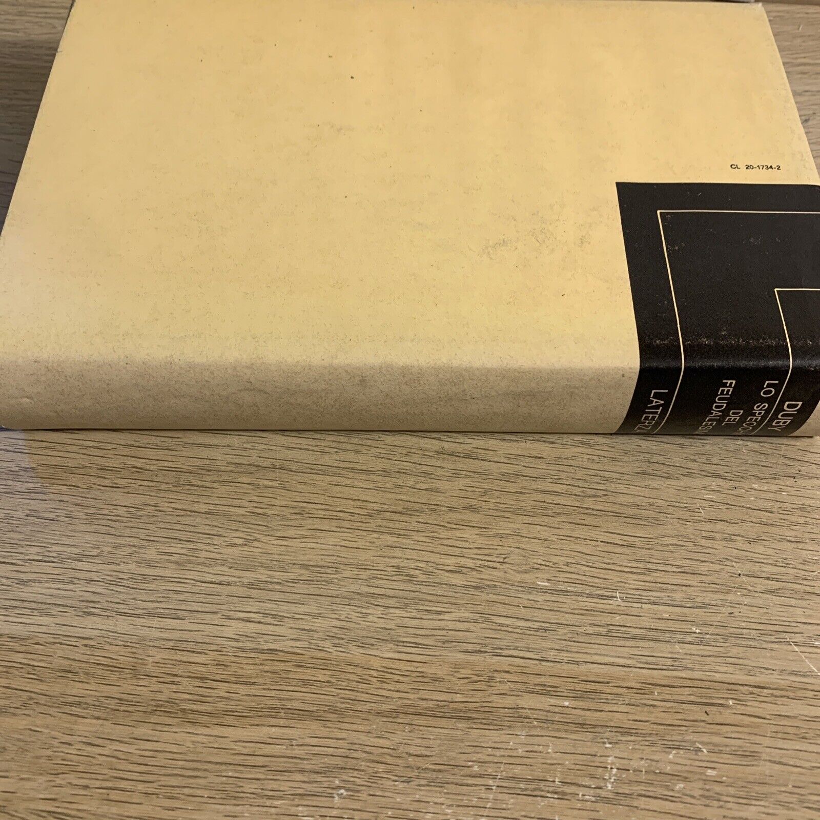 Lo specchio del feudalesimo, Georges Duby. Laterza 1980