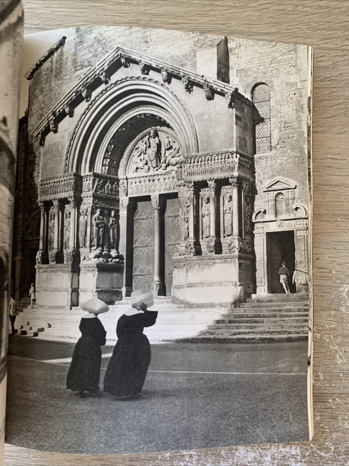 Art de Provence  - André Villard. Arthaud 1963