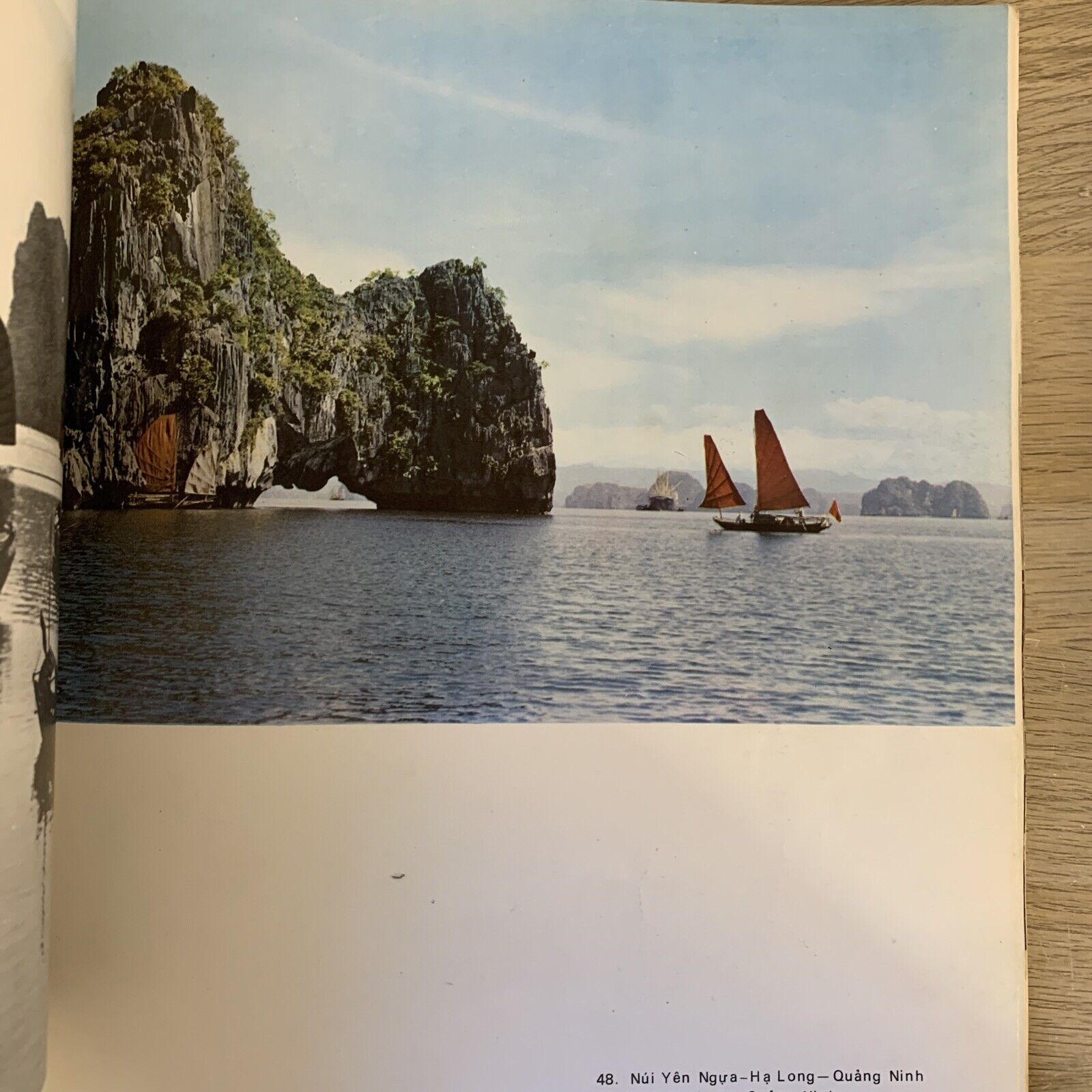 VIETNAM - MOT SO DI TICH VA CANH DEP. libro fotografico del Vietnam