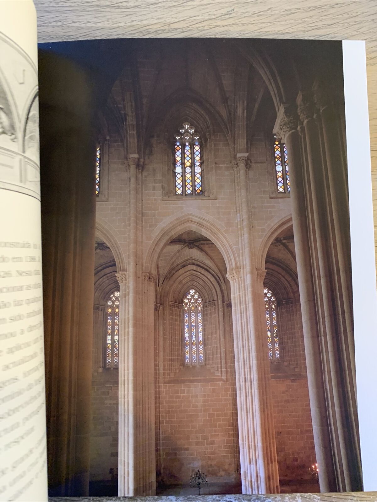 SANTA MARIA DA VITÓRIA, BATALHA. POR BIEN, SÉRGIO GUIMARÃES DE ANDRADE 1998