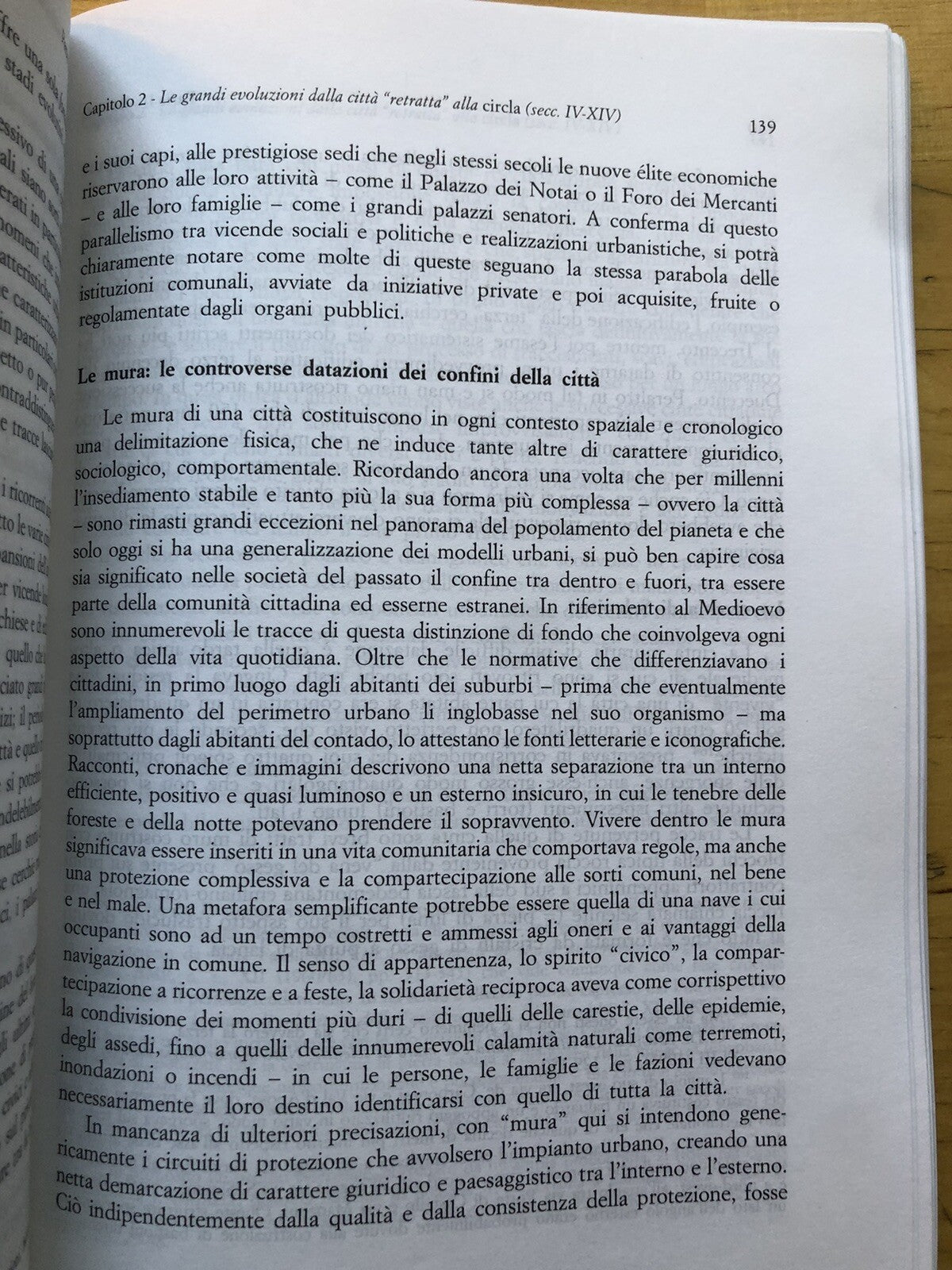 Bologna medievale nella storia delle città, Rolando Dondarini. Pàtron 2000