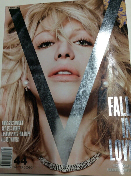 V MAGAZINE 44 2006/07