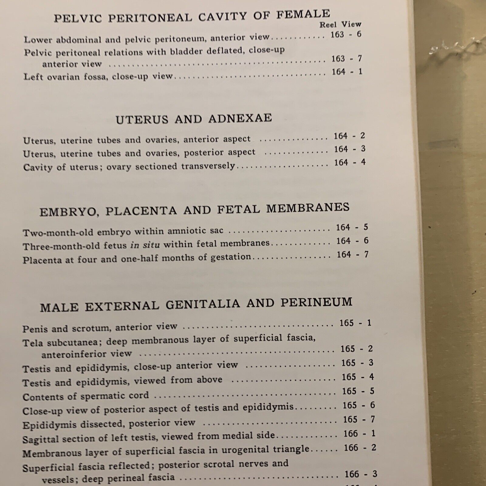 A STEREOSCOPIC ATLAS OF HUMAN ANATOMY - David Bassett section VI The pelvis #