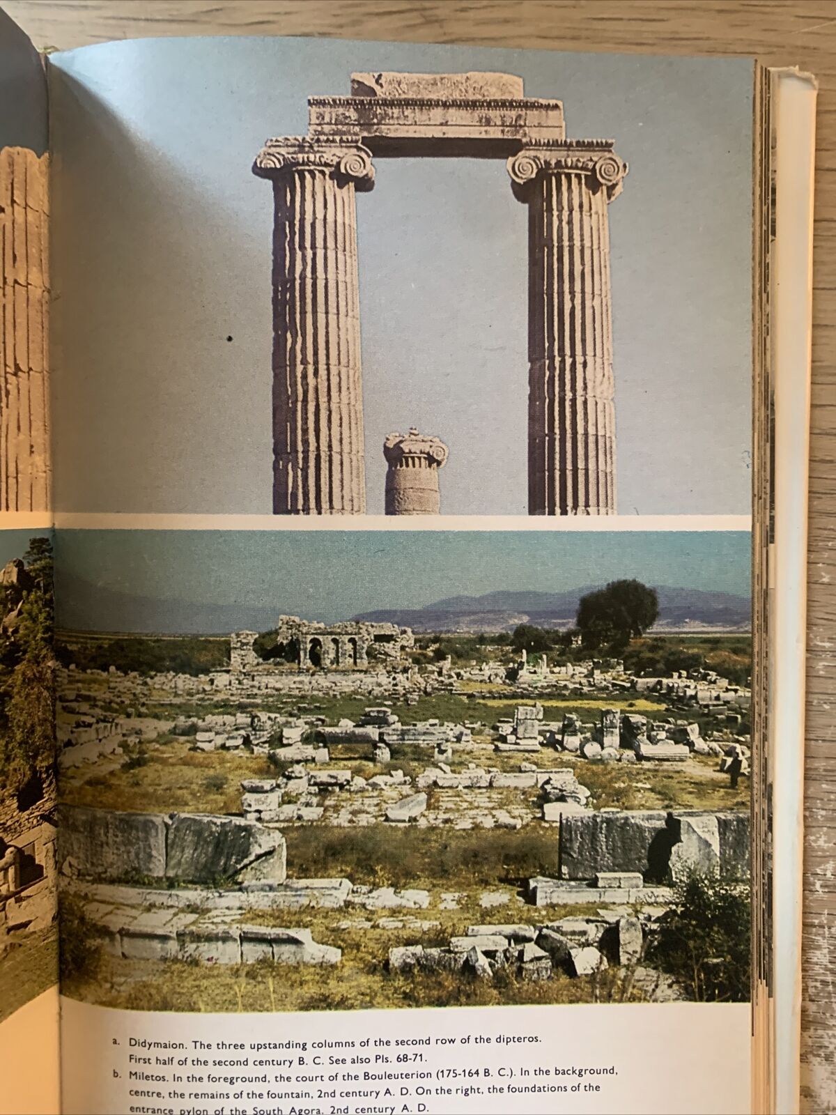 ANCIENT CIVILIZATIONS AND RUINS OF TURKEY Ekrem Akurgal Istanbul 1970