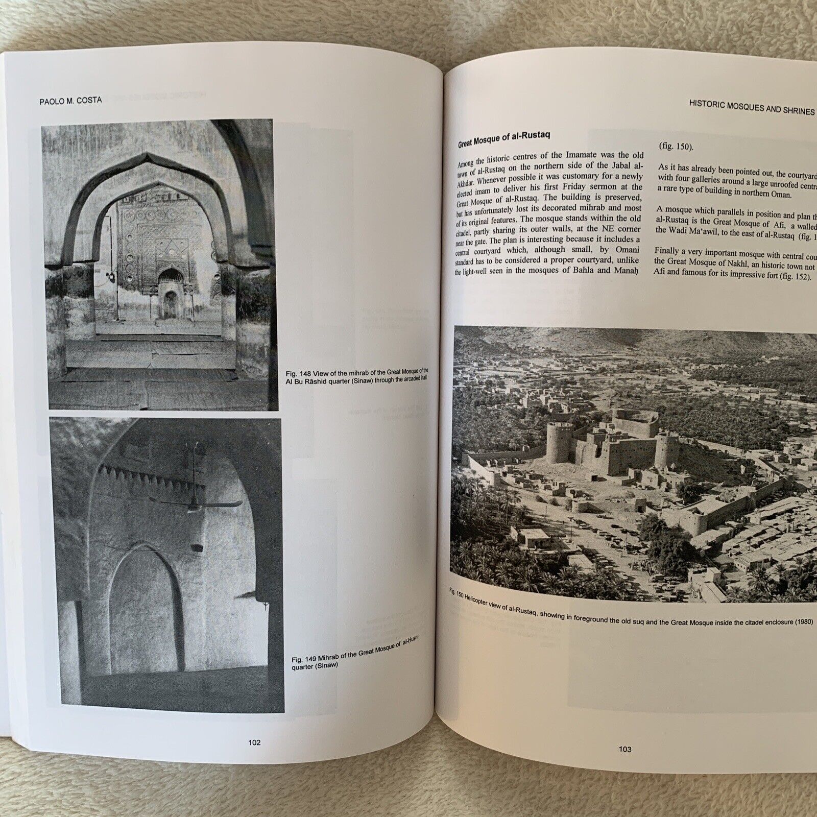 HISTORIC MOSQUES AND SHRINES OF OMAN. PAOLO M. COSTA 2001