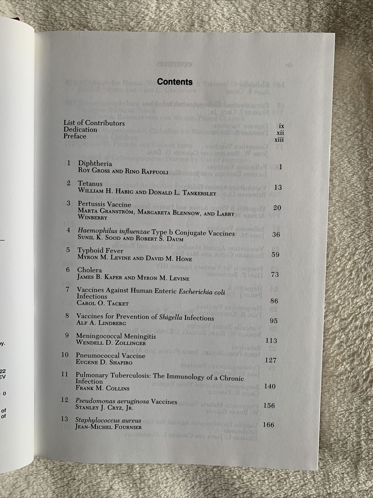 VACCINES AND IMMUNOTHERAPY - Stanley J. Cryz, Jr - McGraw-Hill 1991 #
