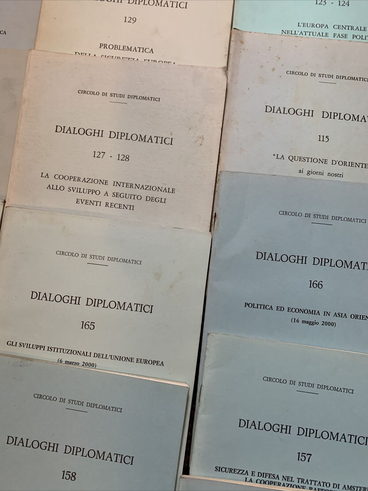 DIALOGHI DIPLOMATICI - circolo di studi diplomatici  - 52 volumi #