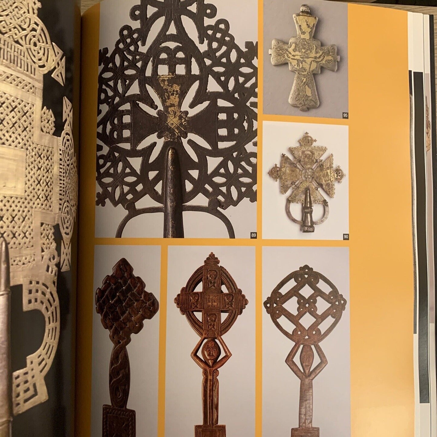 Nigra Sum Sed Formosa.Sacro e bellezza dell'Etiopia Cristiana.Terra Ferma 2009 #