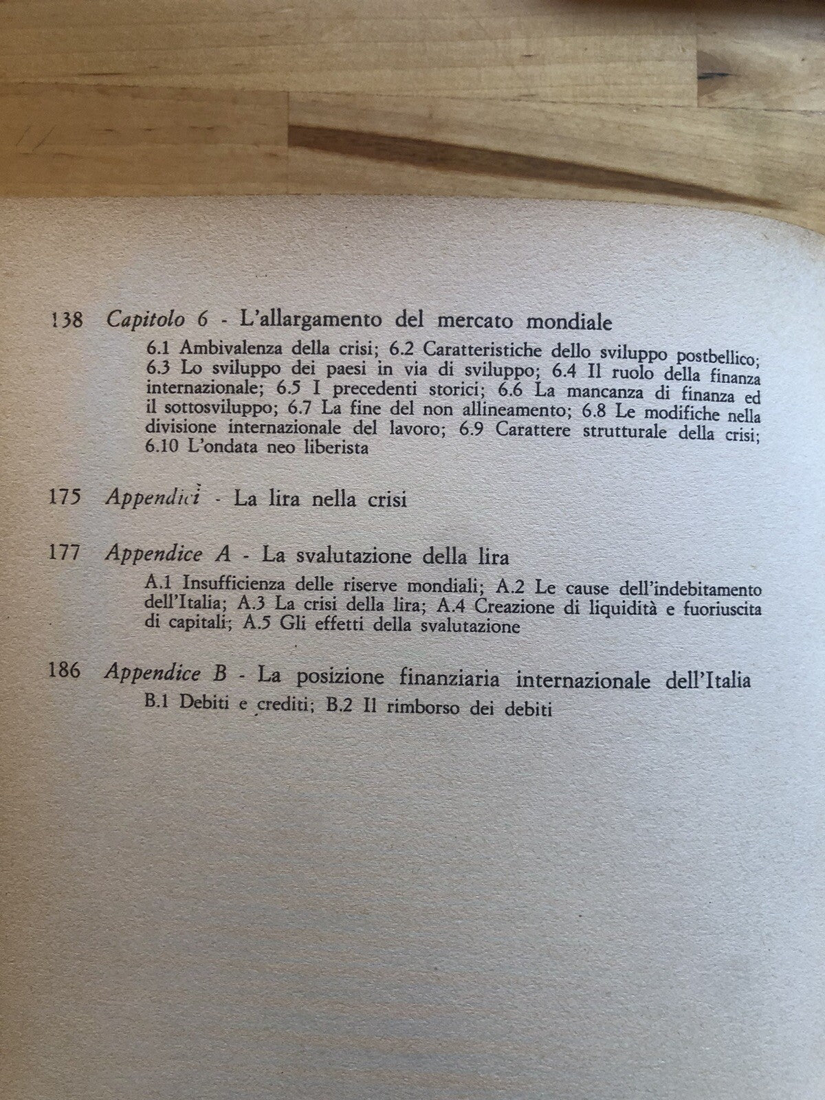 Finanza e crisi internazionale, Riccardo Parboni. Economia ETAS 1980