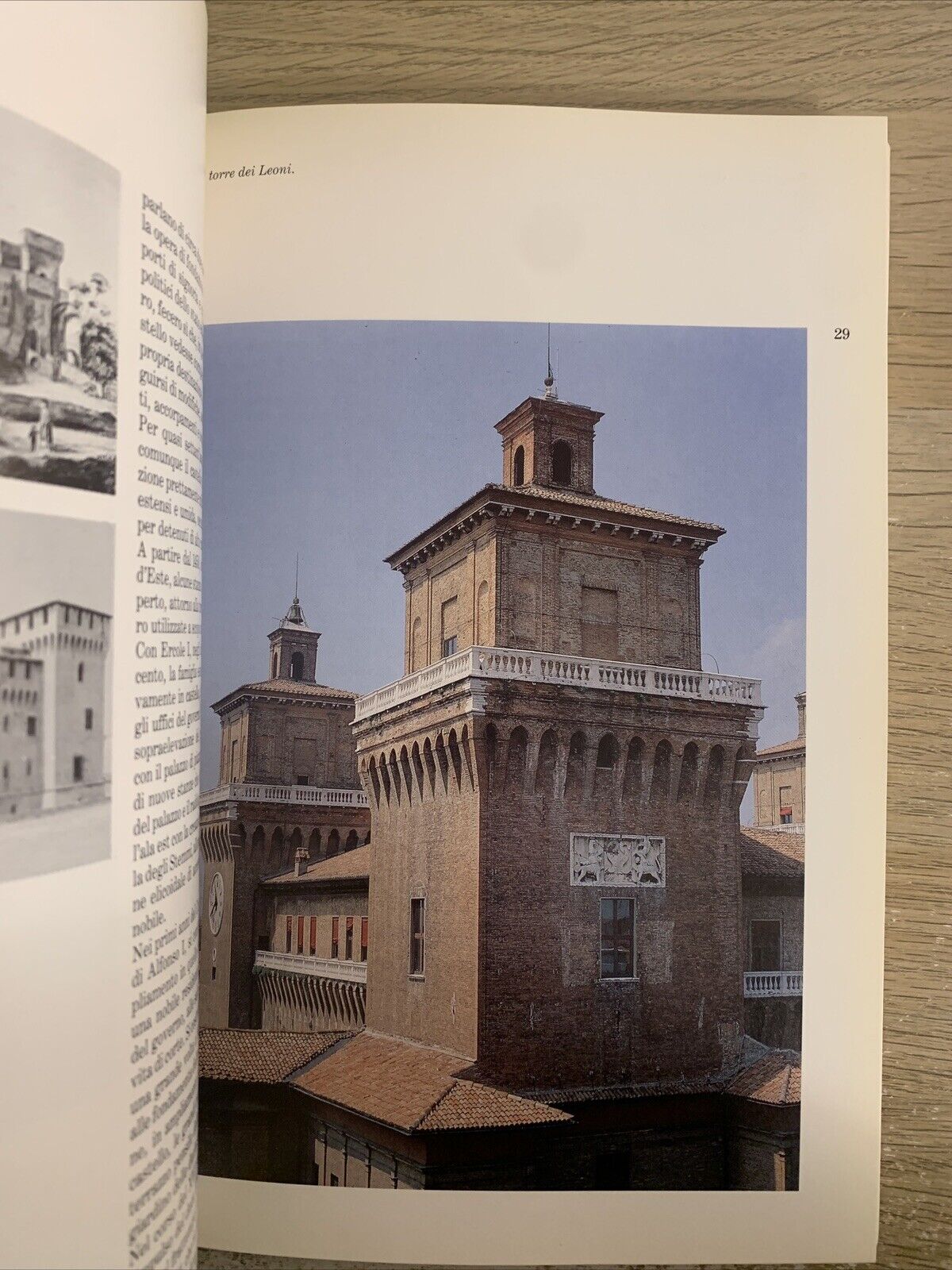 IL CASTELLO ESTENSE DI FERRARA. ELECTA EDITRICE 1990