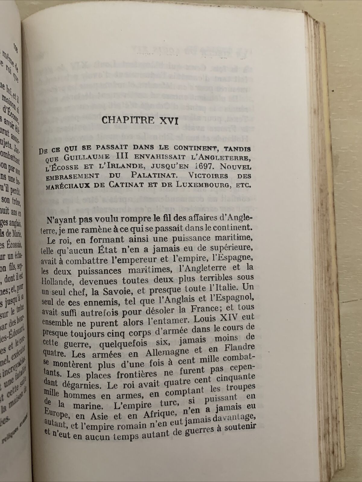 VOLTAIRE - Le Siècle de Louis XIV. René Groos, Tome 1 e 2.  Garnier 1947 #