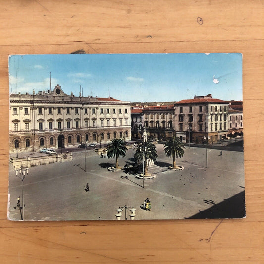 Cartolina SASSARI, PIAZZA ITALIA, VIAGGIATA 1963