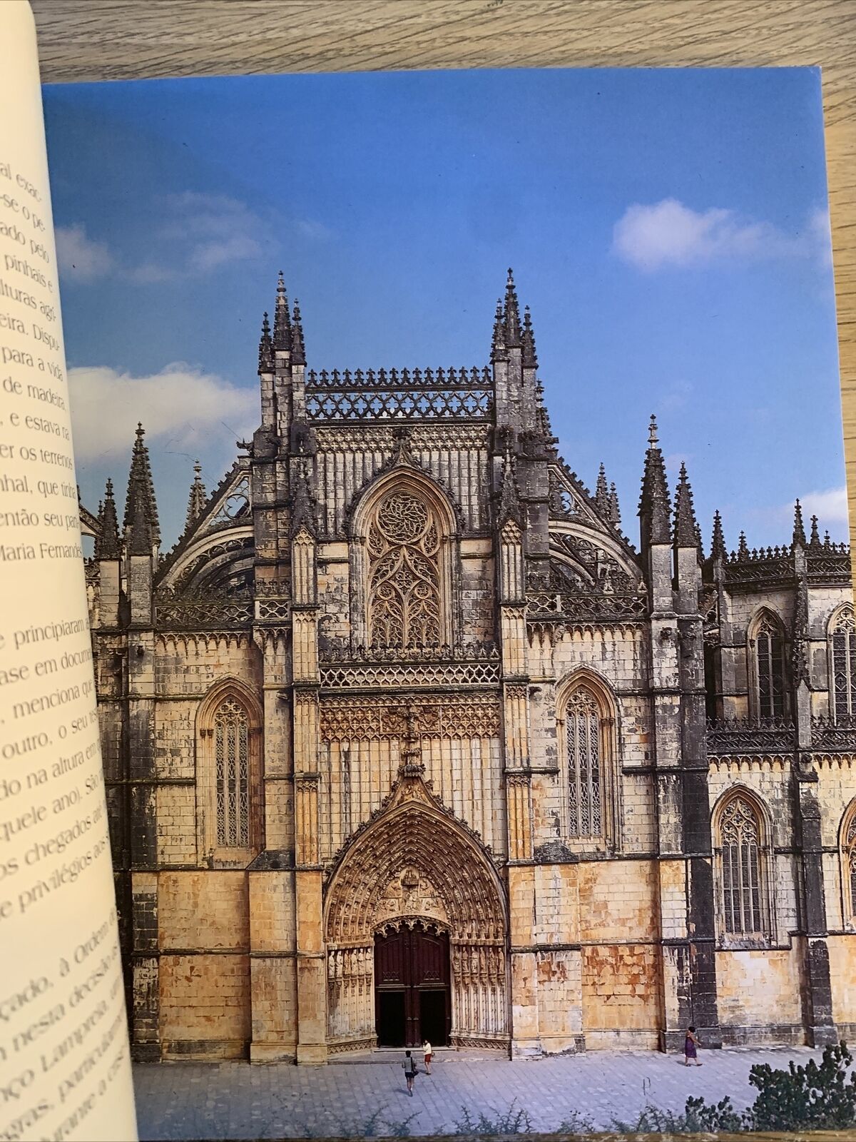 SANTA MARIA DA VITÓRIA, BATALHA. POR BIEN, SÉRGIO GUIMARÃES DE ANDRADE 1998