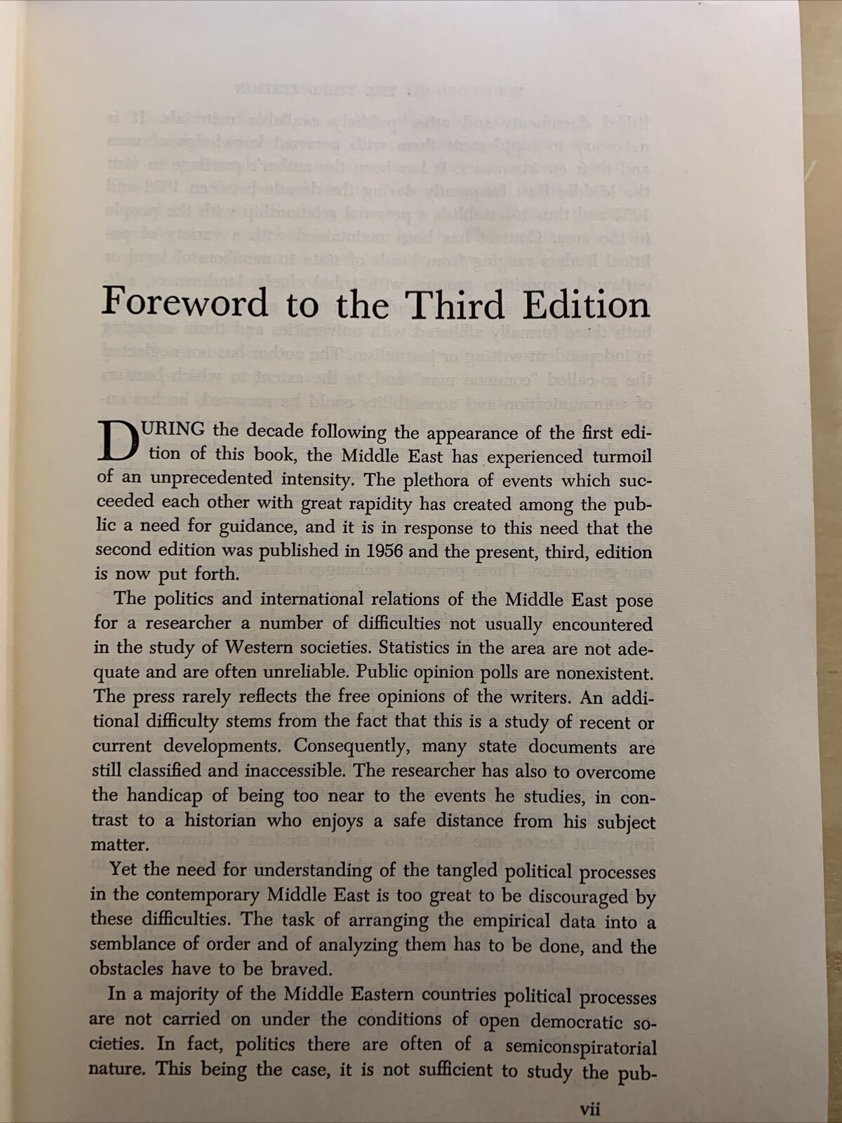 The middle east in world affairs - George Lenczowski. Cornell University 1962