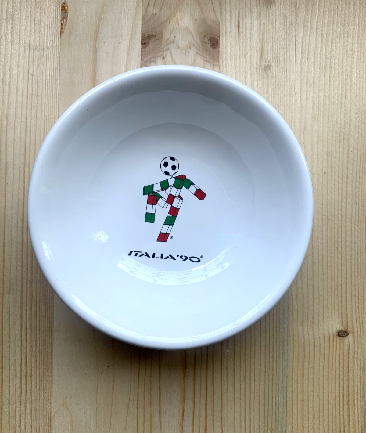 POSACENERE ITALIA '90. CERAMICHE FAENZA. MONDIALI CALCIO. Modernariato - Vintage