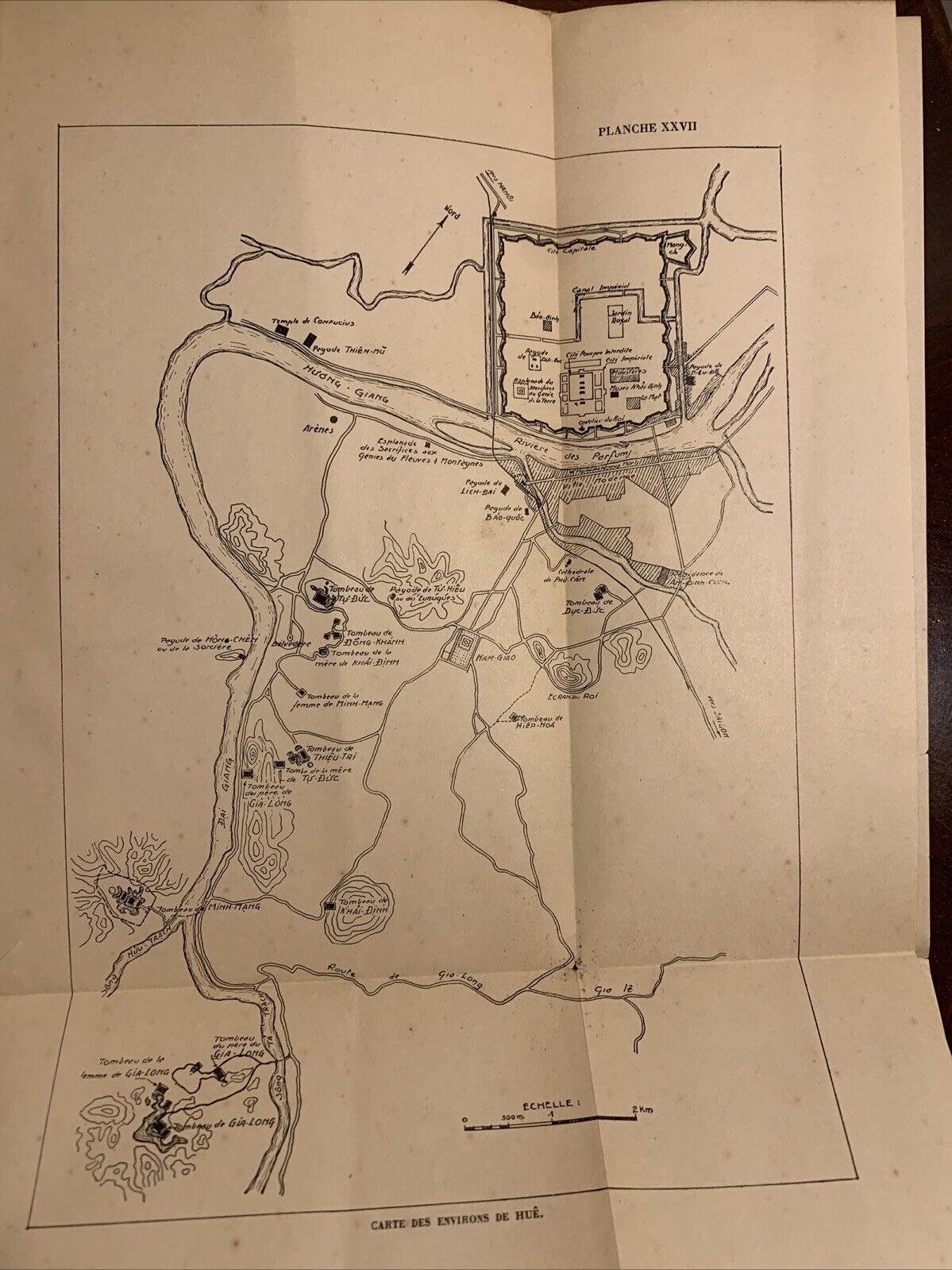 L'Art Vietnamien - Louis Bezacier, editions de l'union Francaise 1954