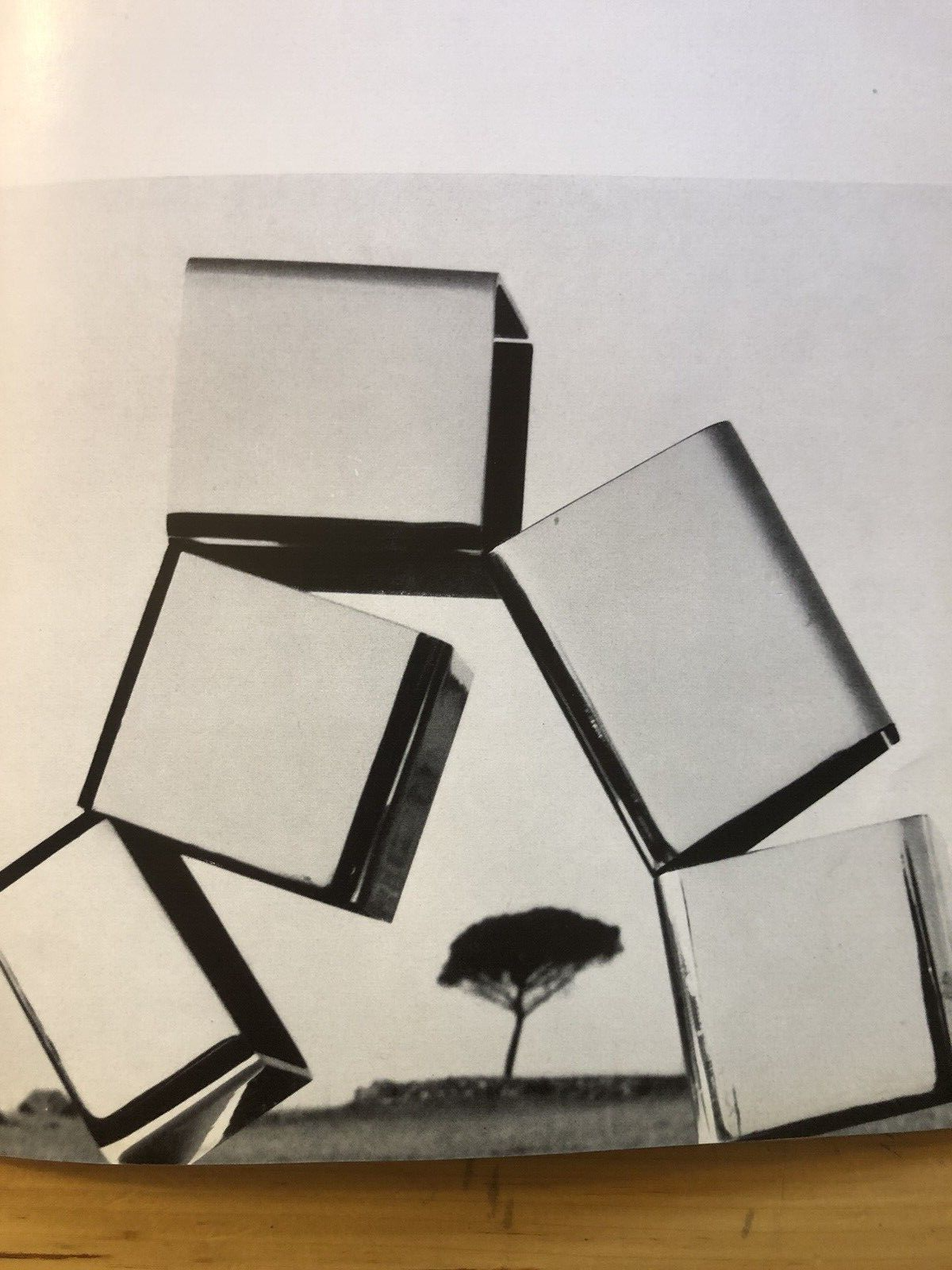 Beverly Pepper, Marlborough Roma 1965/1968 Galleria d'arte Marlborough