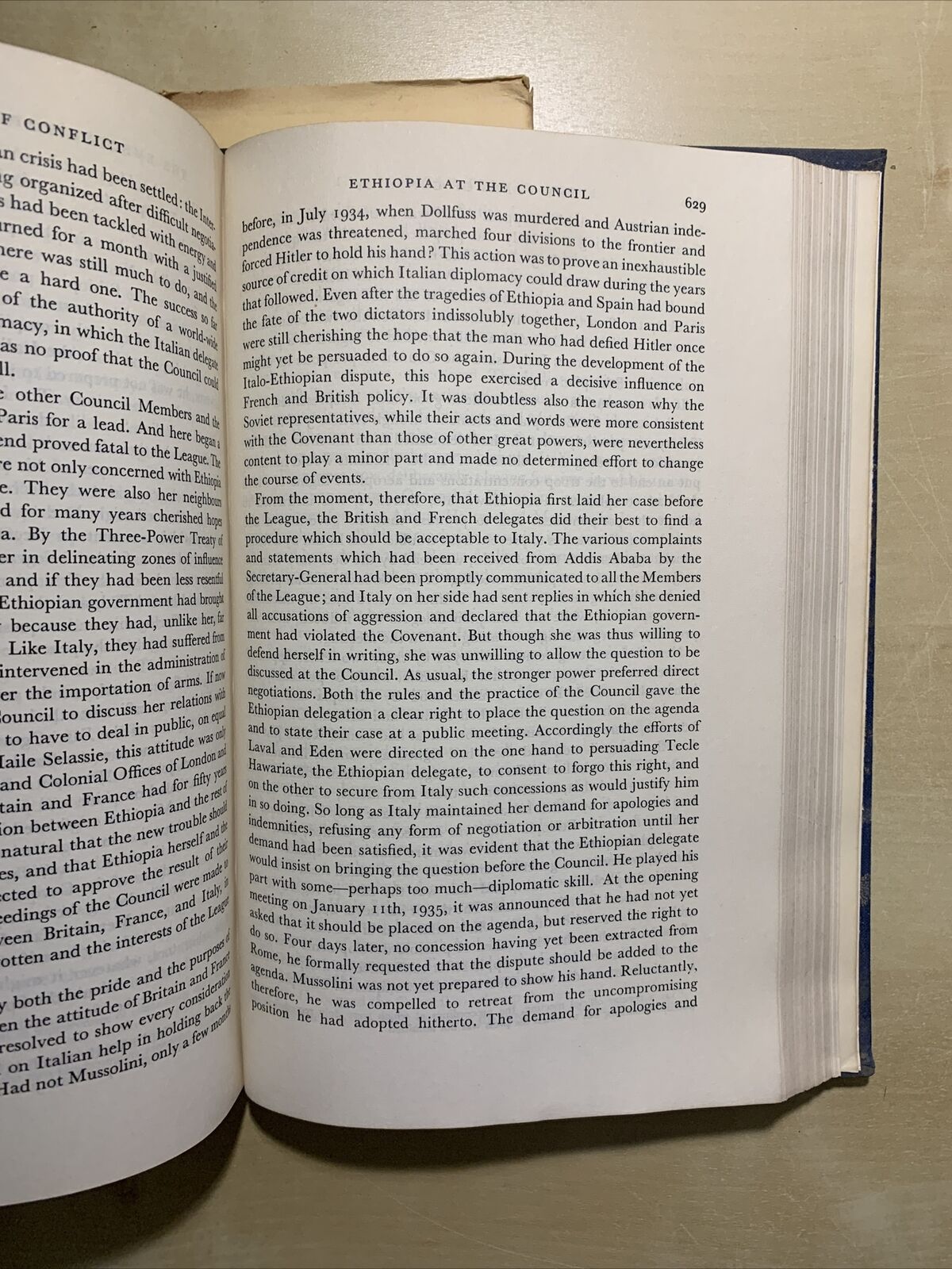 history of THE LEAGUE OF NATIONS - F. P. WALTERS. OXFORD UNIVERSITY PRESS 1960 #