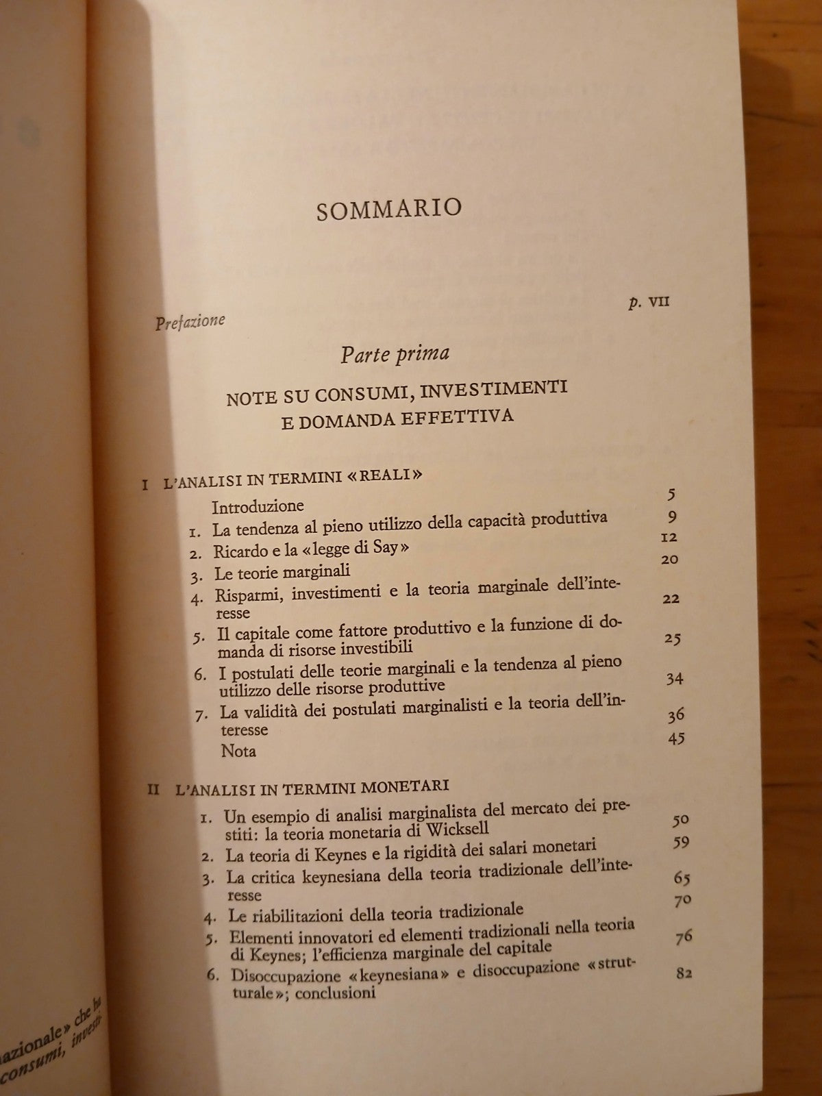 Valore e domanda effettiva - Garegnani. Einaudi Paperbacks 101 - 1979