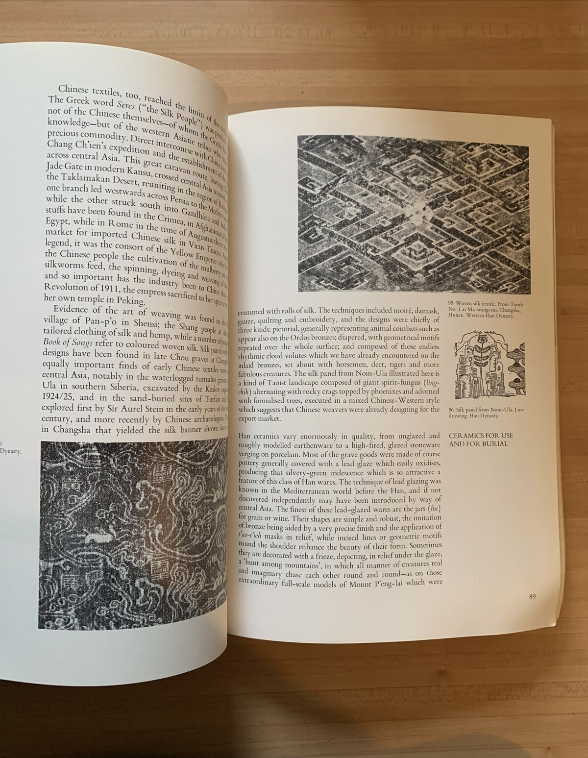 THE ARTS OF CHINA - Michael Sullivan. 1976 revised edition