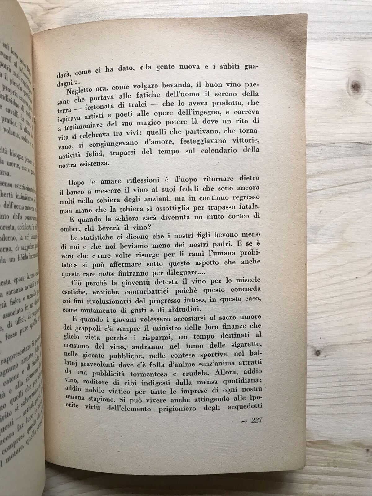 ENTRA SE HAI SETE - Augusto morelli, ricordi Bolognesi di un bettoliere poeta.