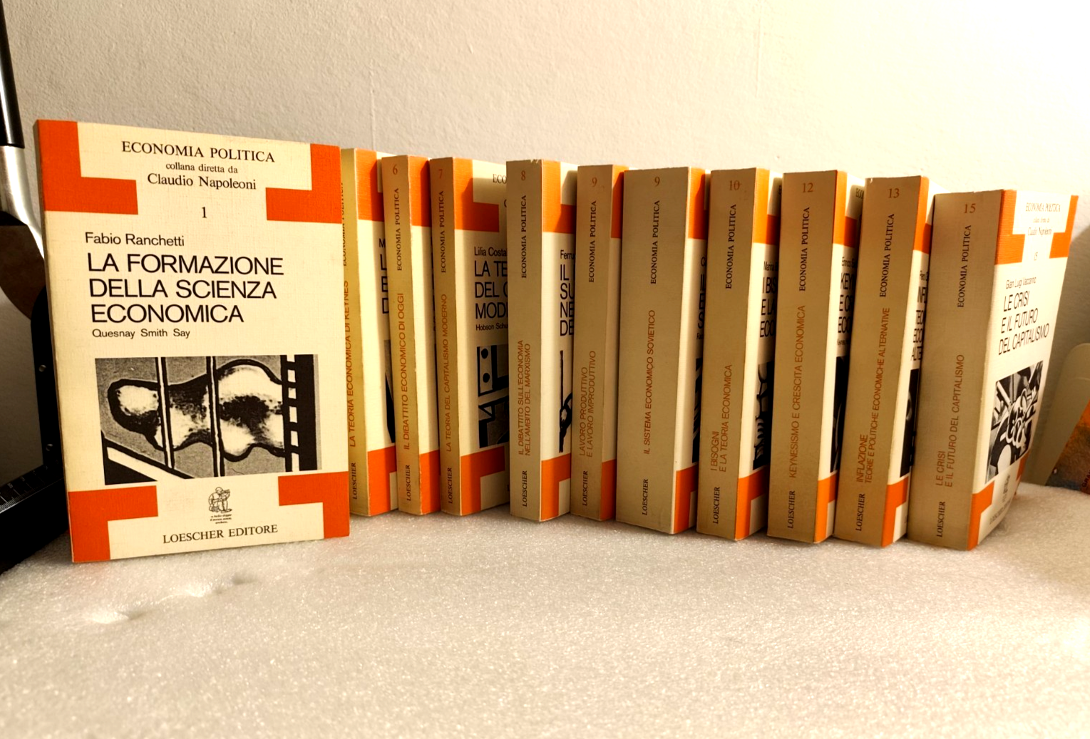 Economia Politica - Claudio Napoleoni collana Loescher editore 14 volumi 1977-82
