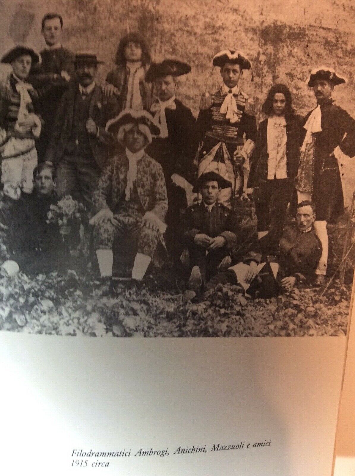 RITRATTI E FOTO DI GRUPPO SAN CASCIANO IN VAL DI PESA archivio comunale.