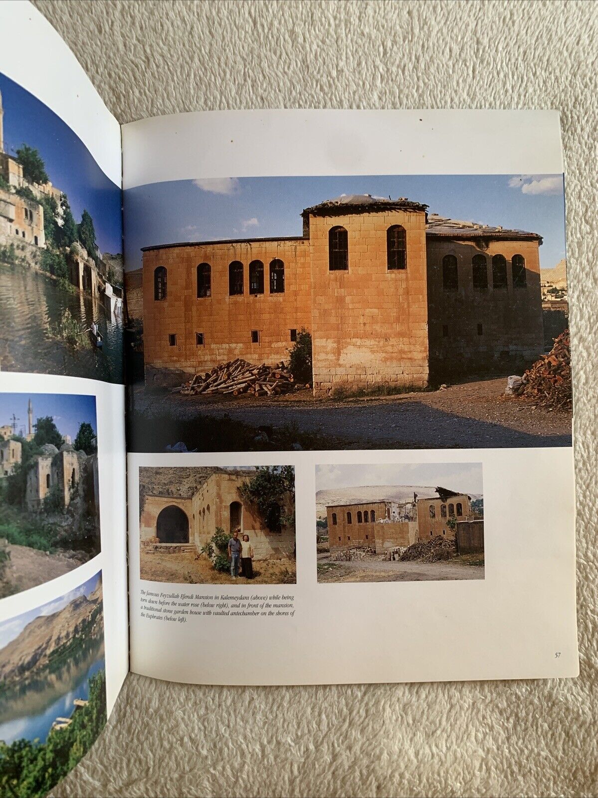 Belkis/Zeugma Halfeti Rumkale, a last look at history Nezih Basgelen Rifat Ergec