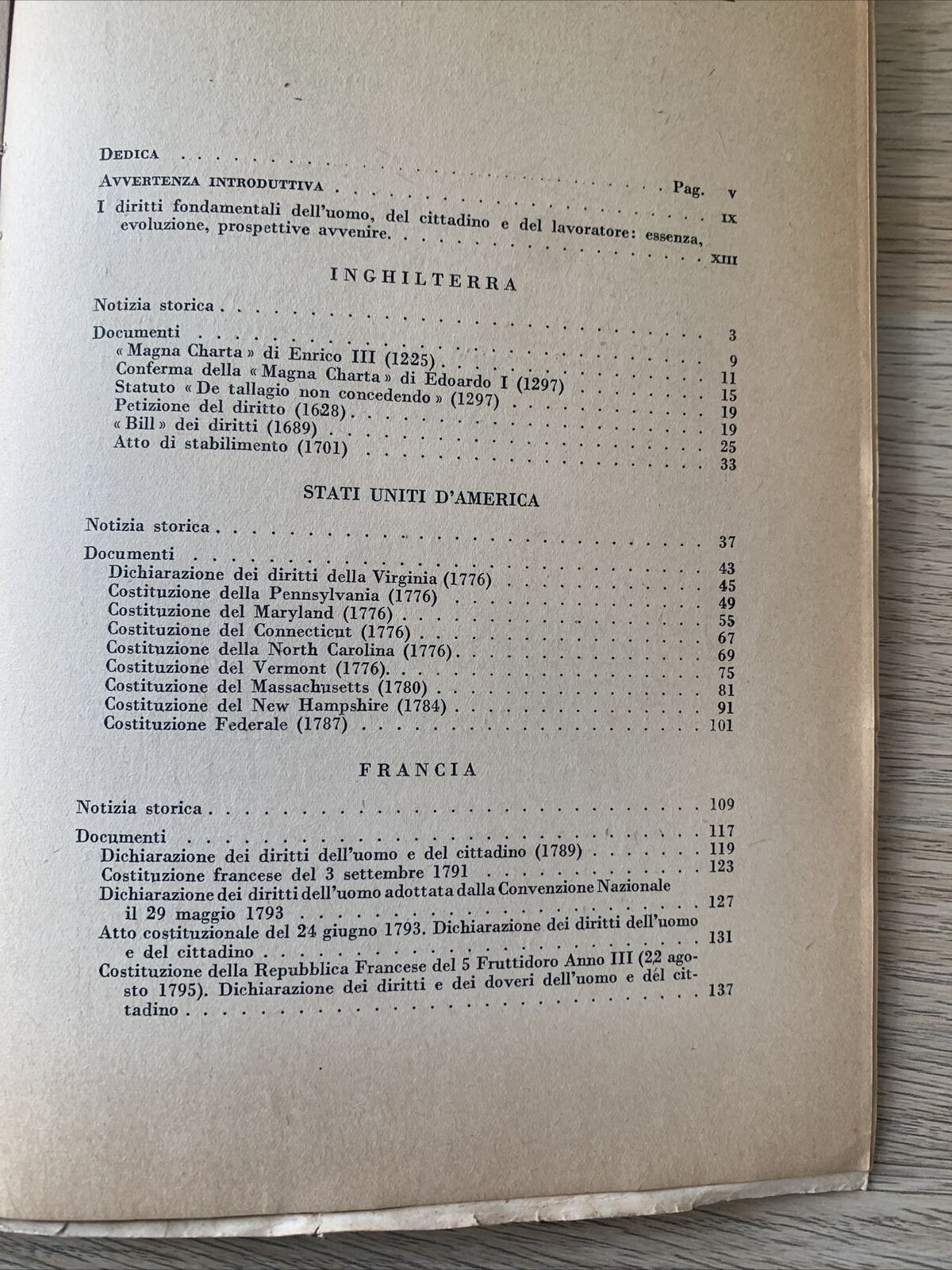 CLASSICI DEL LIBERALISMO E DEL SOCIALISMO, le carte dei diritti - F. Battaglia #
