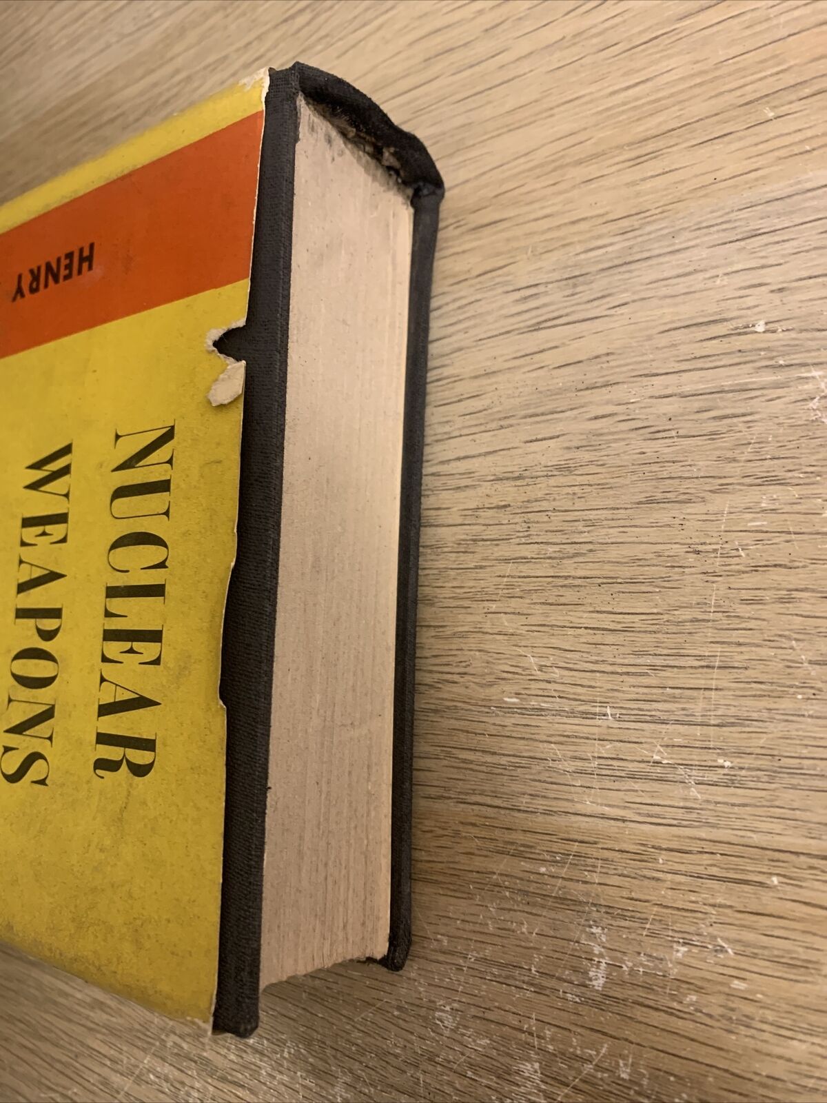 NUCLEAR WEAPONS AND FOREIGN POLICY. Henry A. Kissinger 1957 third printing