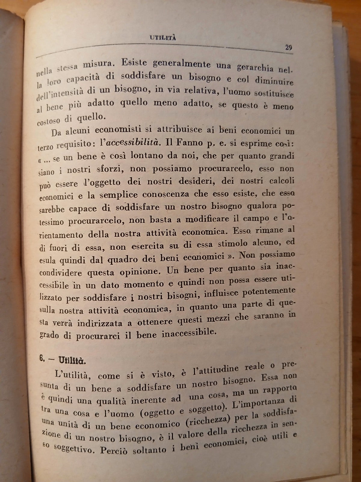 Elementi di economia politica - Mario de Vergottini - Jovene ed. Napoli 1947