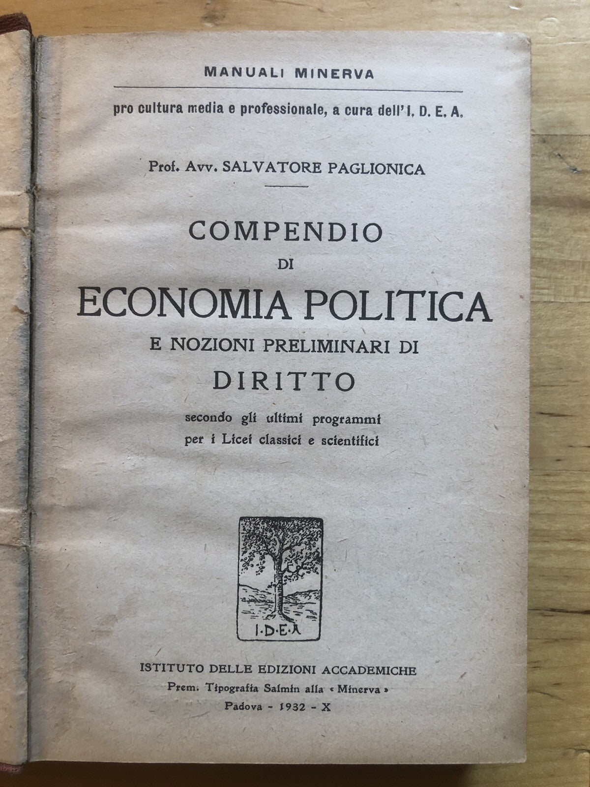 Compendio di economia politica e nozioni preliminari di diritto Paglionica, 1932