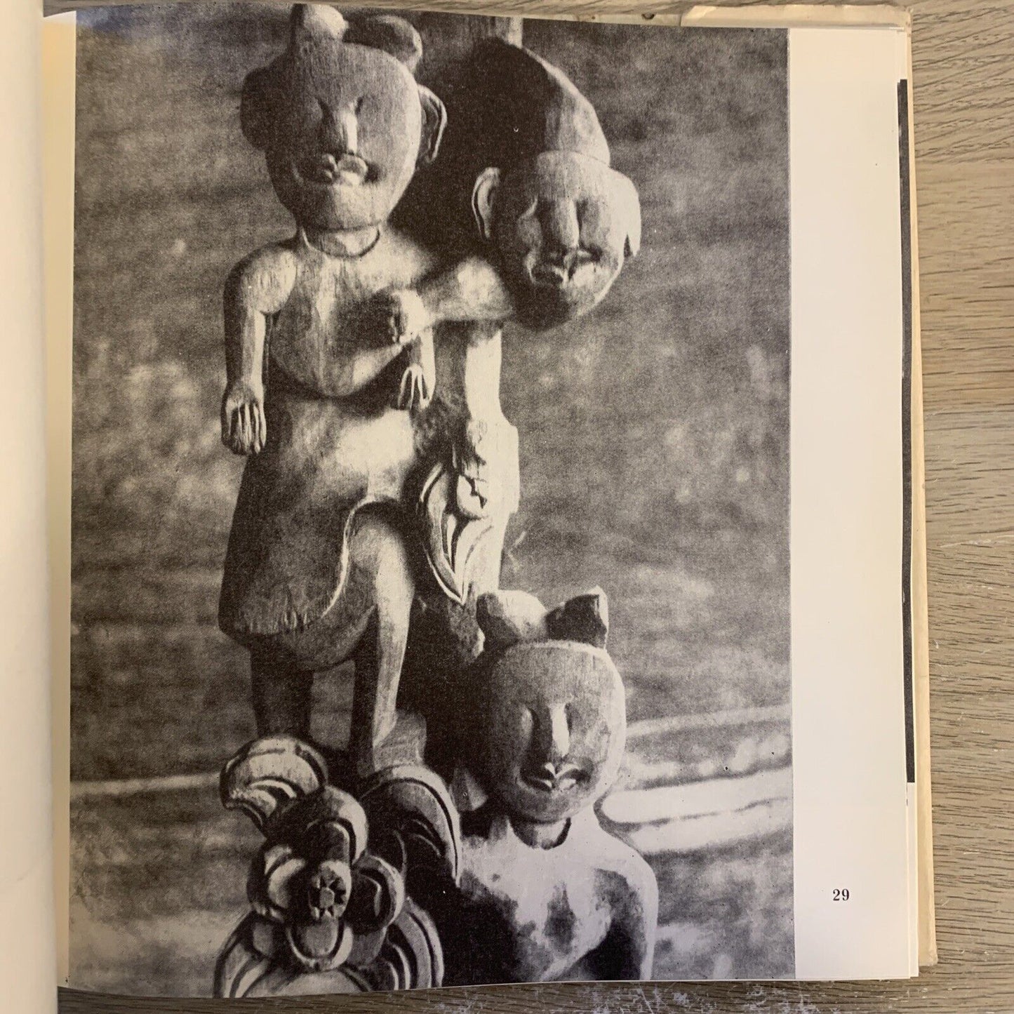 VIETNAM Dieu Khac Dan Gian - Sculpture. Hanoi 1975