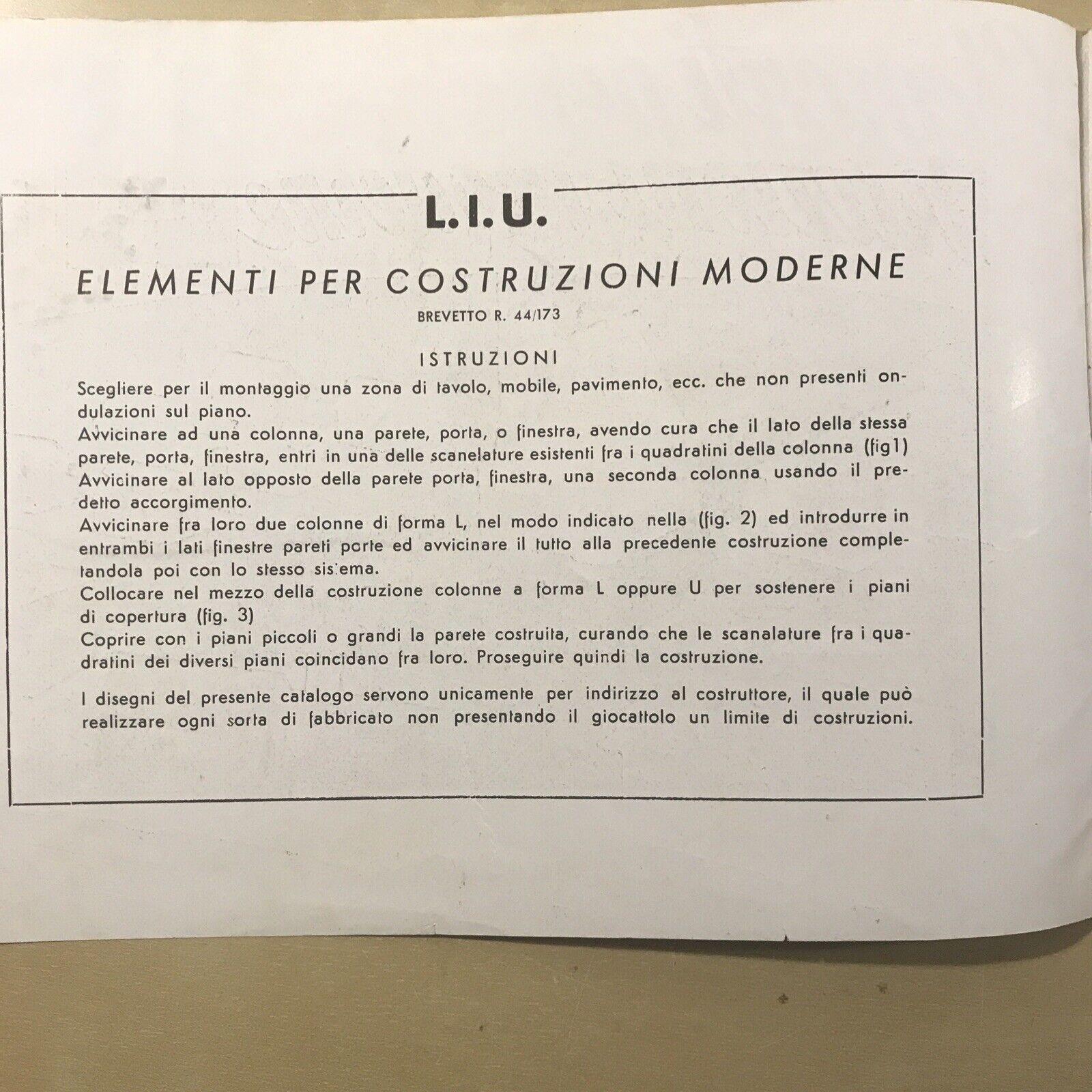 ELEMENTI PER COSTRUZIONI MODERNE L.I.U. - design architettura