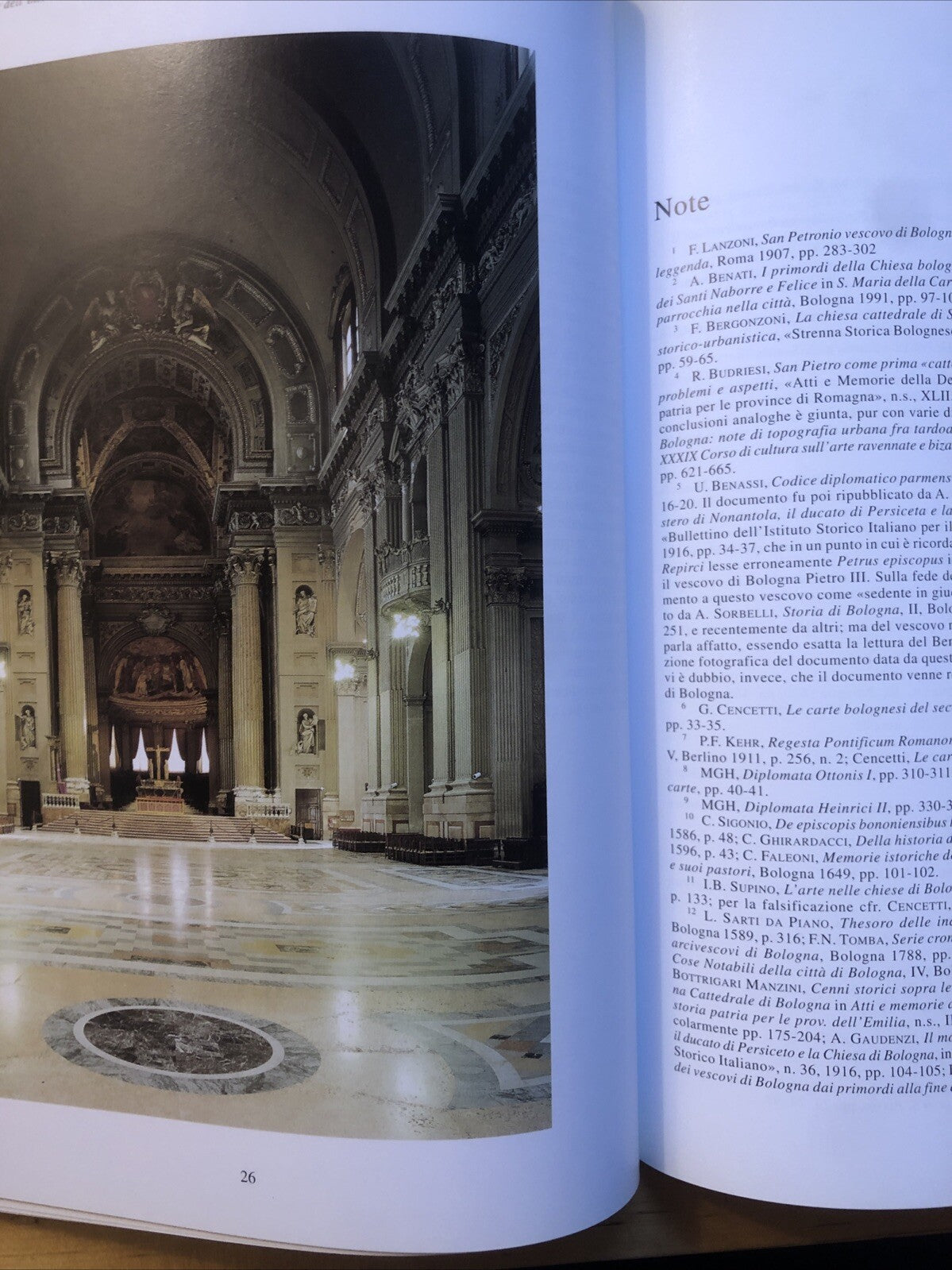 La chiesa cattedrale e metropolitana di San Pietro in Bologna guida a vedere