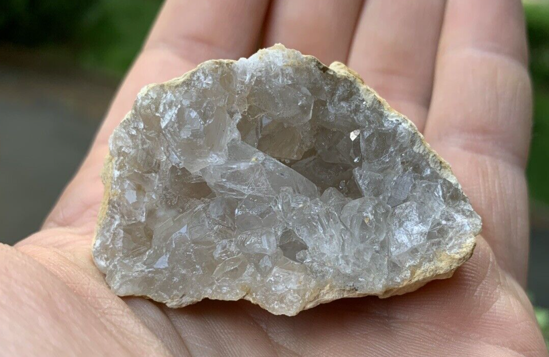 Minerali Geode Celestina Marocco - Celestite Geode, Minerals Crystals 82 gr.