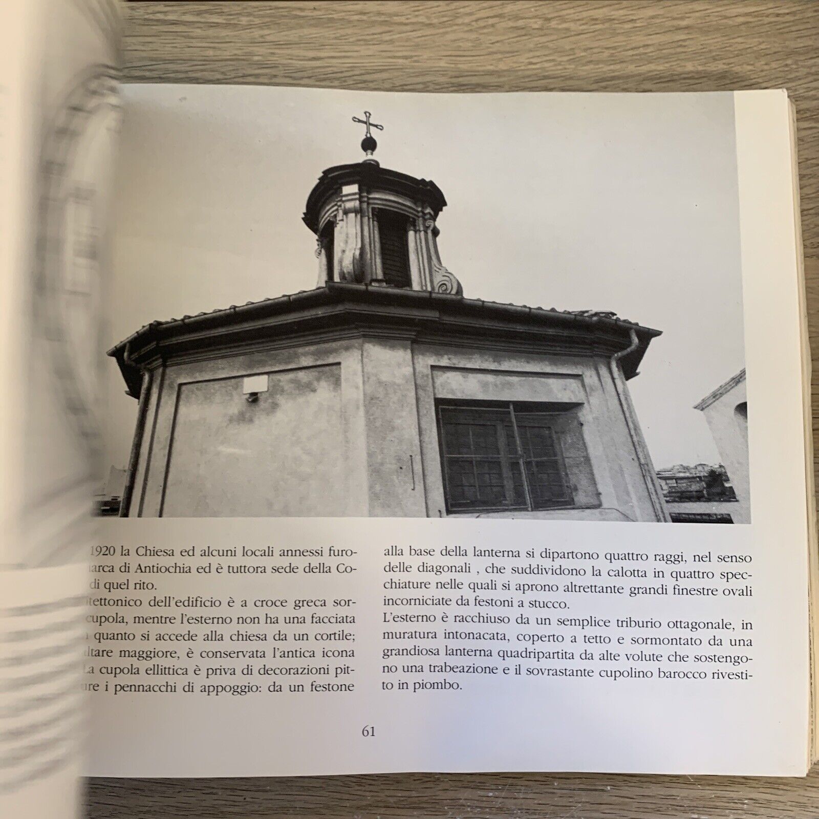 LE CUPOLE DI ROMA - FRANCESCO DE TOMMASI. LA MERIDIANA 1991