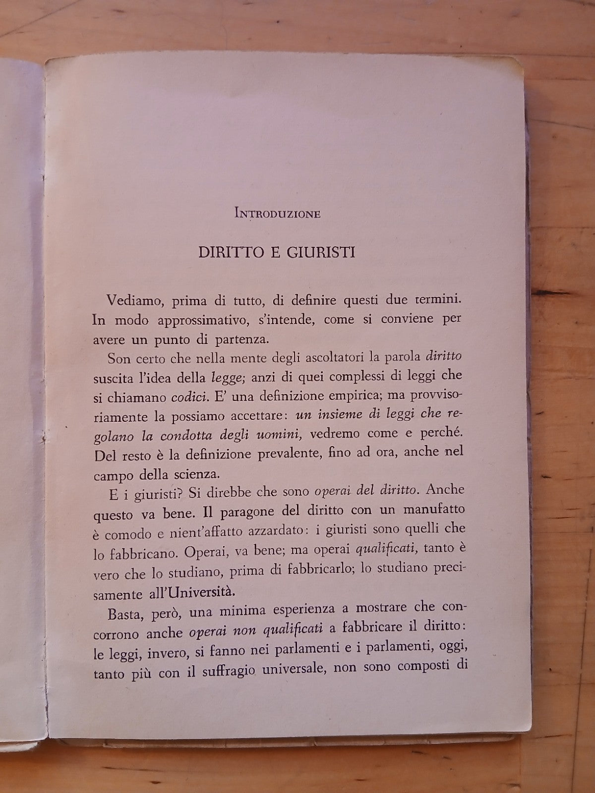 Come nasce il diritto - Francesco Carnelutti - Radiotelevisione Italiana 1954