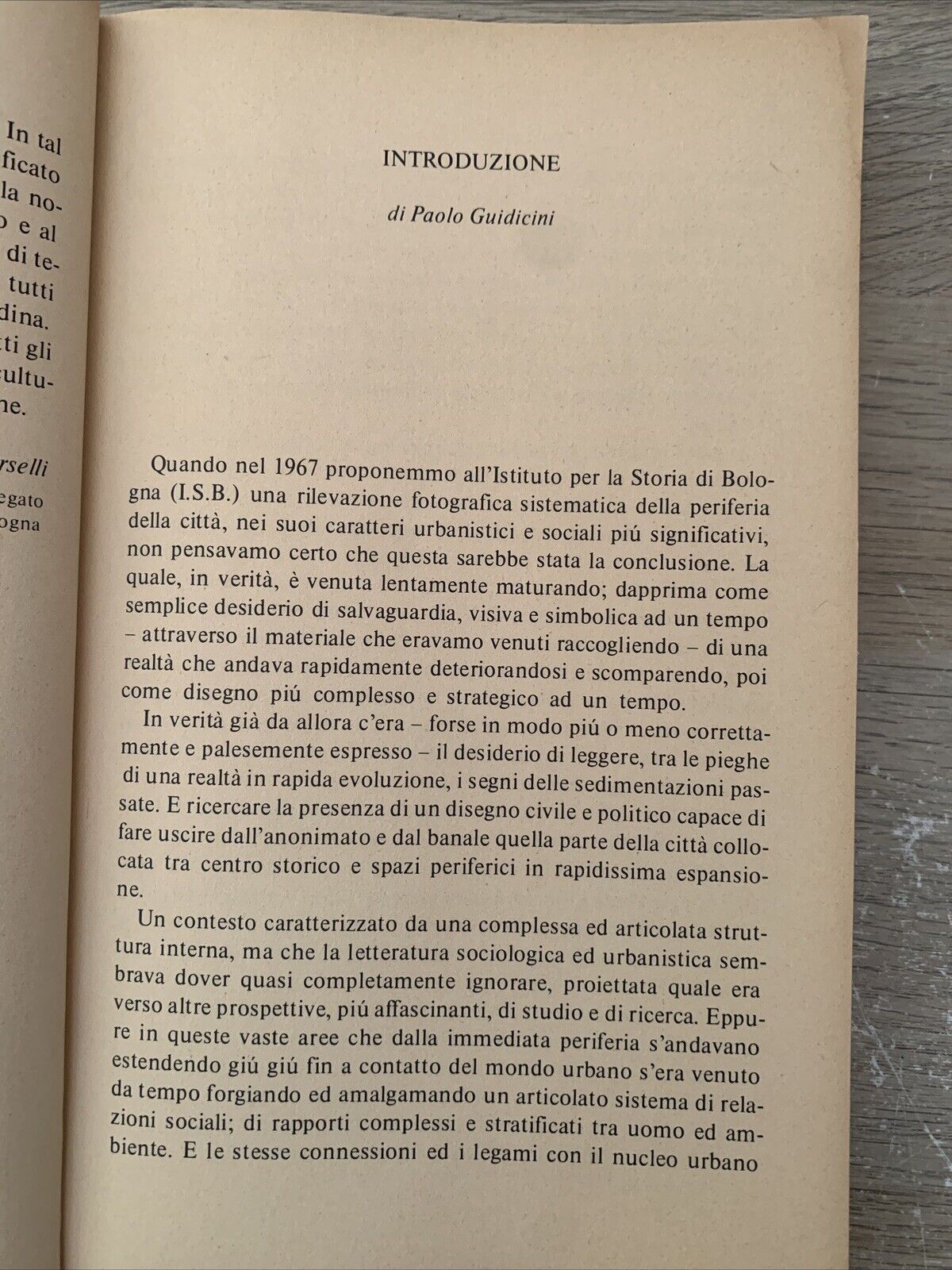 I segni del sociale Ipotesi su Bologna periferica minore di Paolo Guidicini