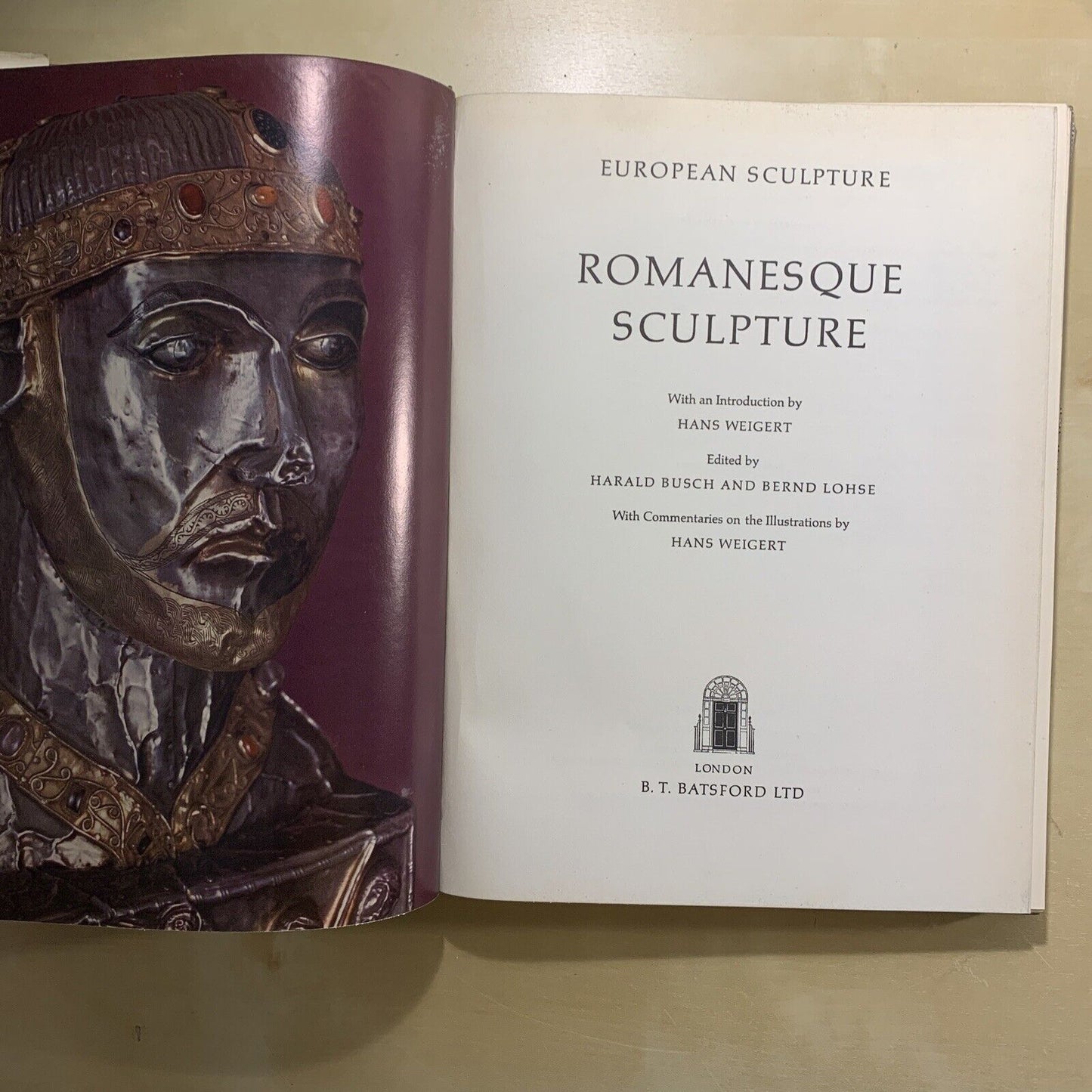 ROMANESQUE SCULPTURE - Harald Busch, Lohse. Batsford ltd 1962 #