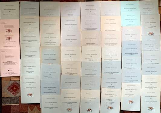 DIALOGHI DIPLOMATICI - circolo di studi diplomatici  - 52 volumi #