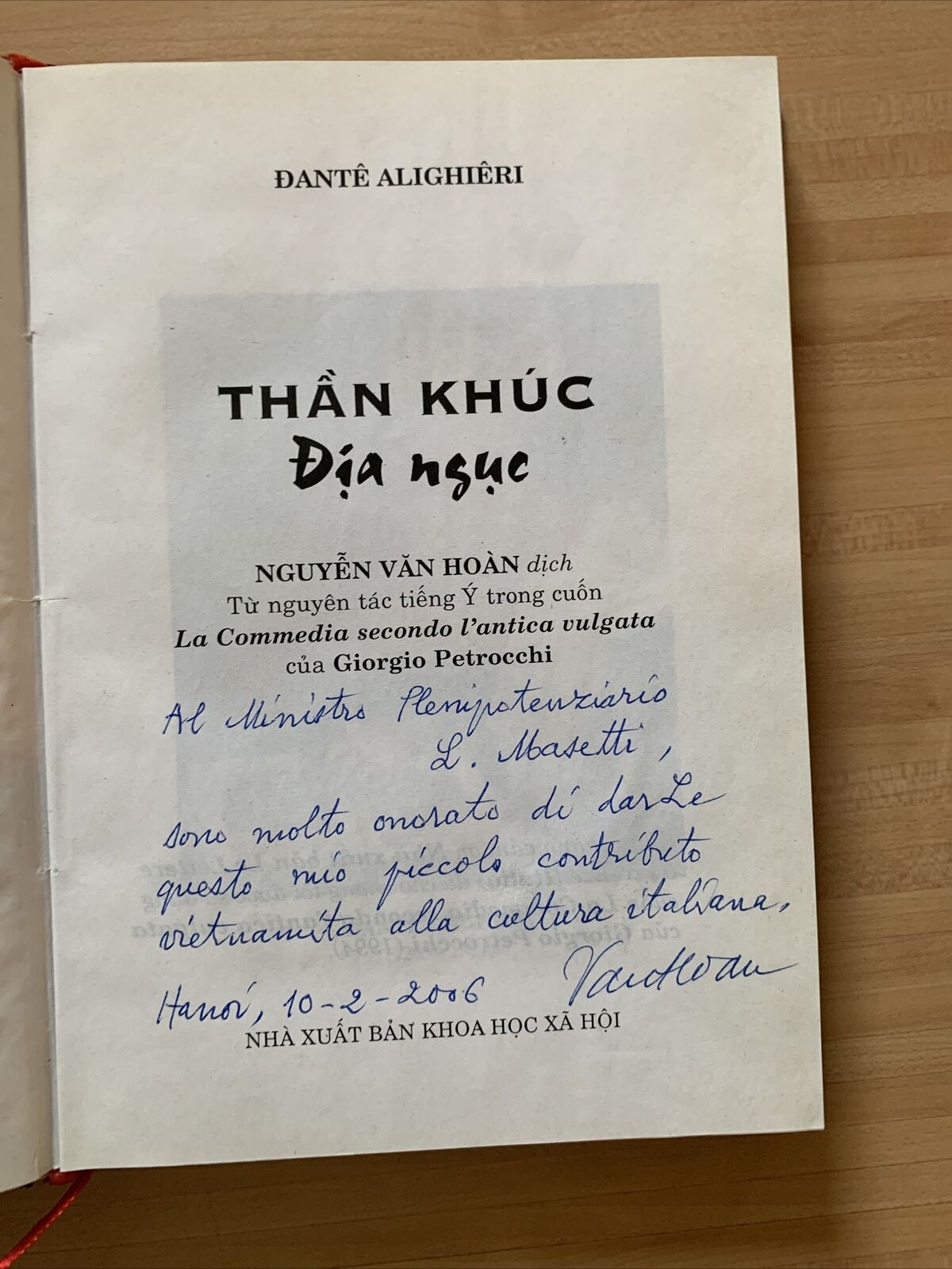 DANTE ALIGHIERI - THAN KHUC DIA NGUC. NHA XUAT BAN KHOA HOC. Giorgio Petrocchi #